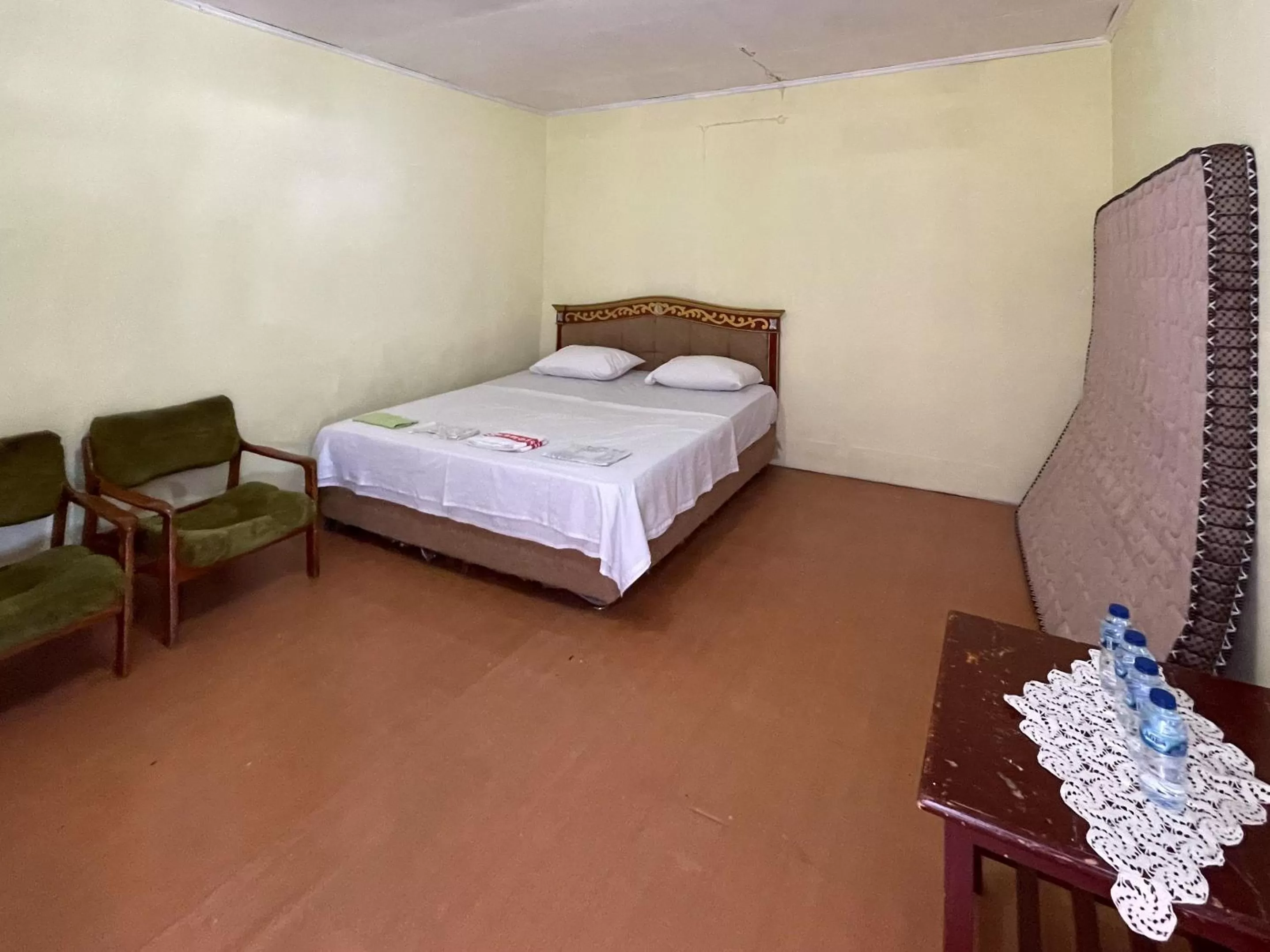 Bed in Valencia Homestay Redpartner