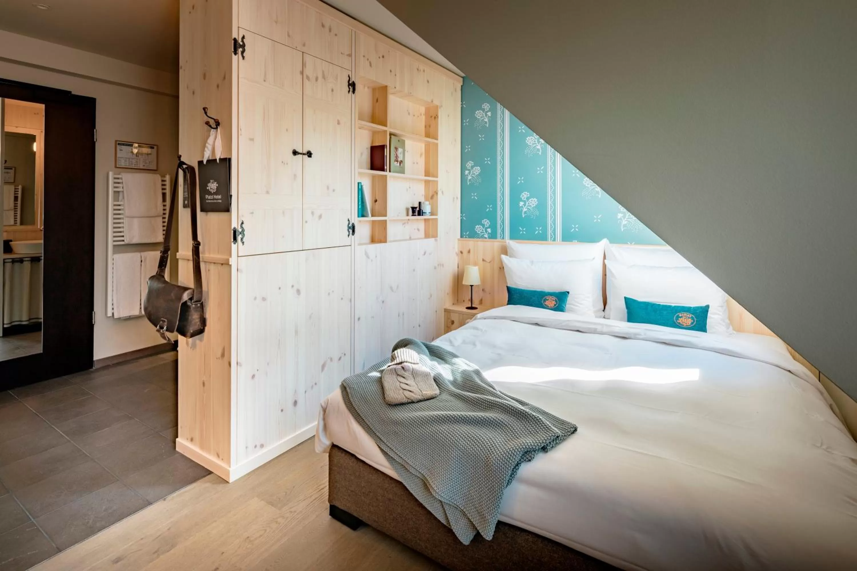 Photo of the whole room, Bed in Marias Platzl