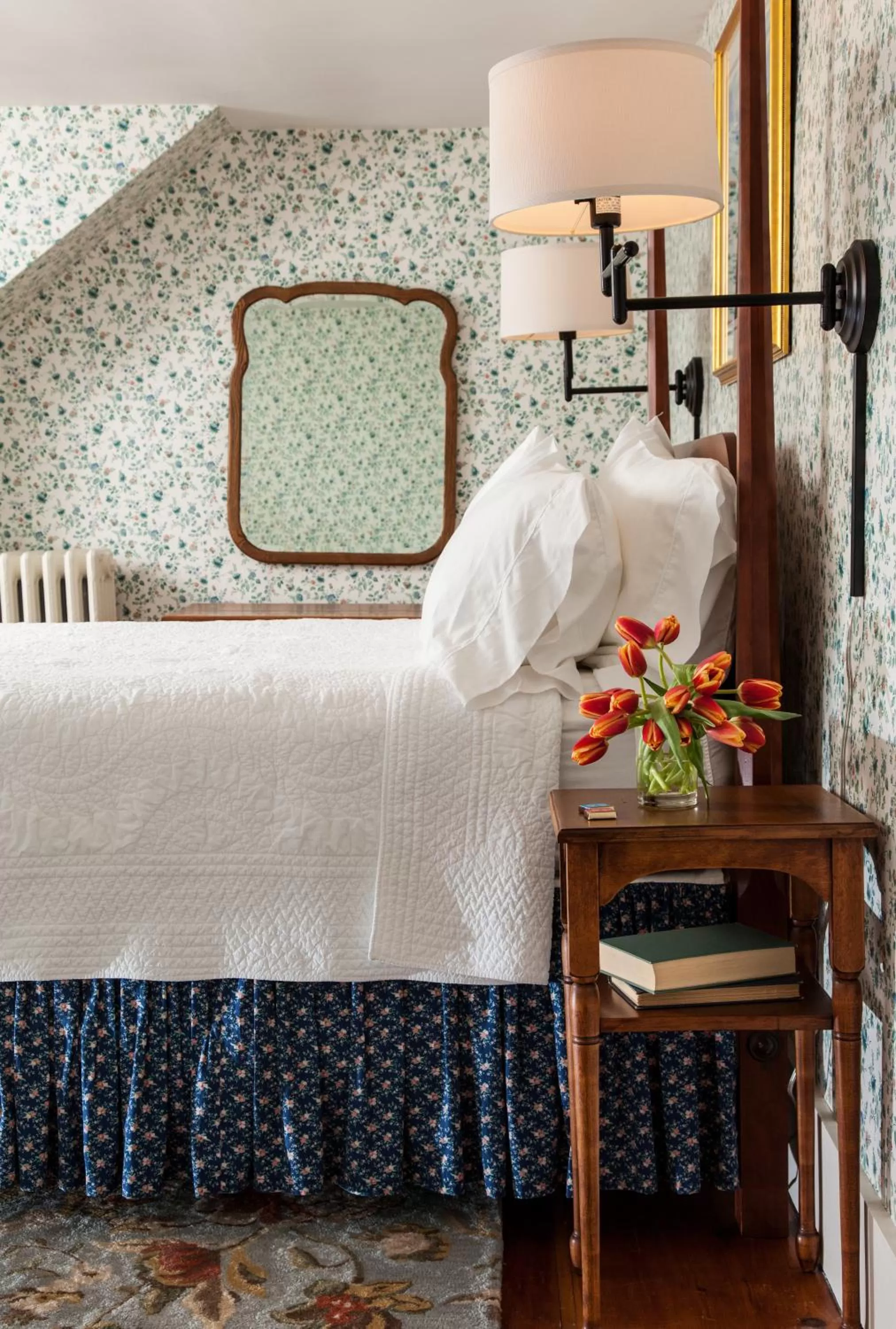 Bed in Sugar Hill Inn
