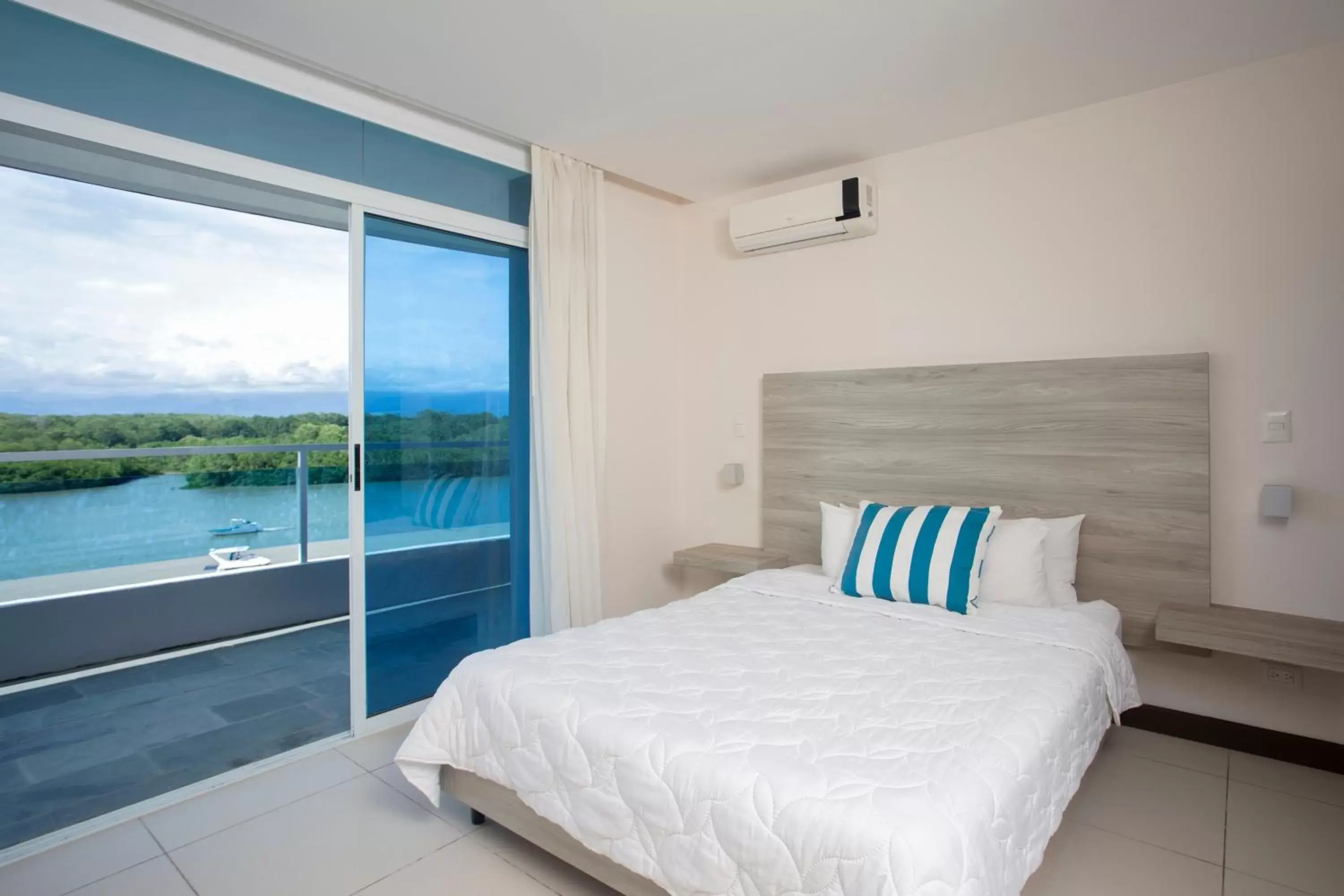 Suite with Balcony in Puerto Azul Hotel Suite with Balcony in Puerto Azul Hotel