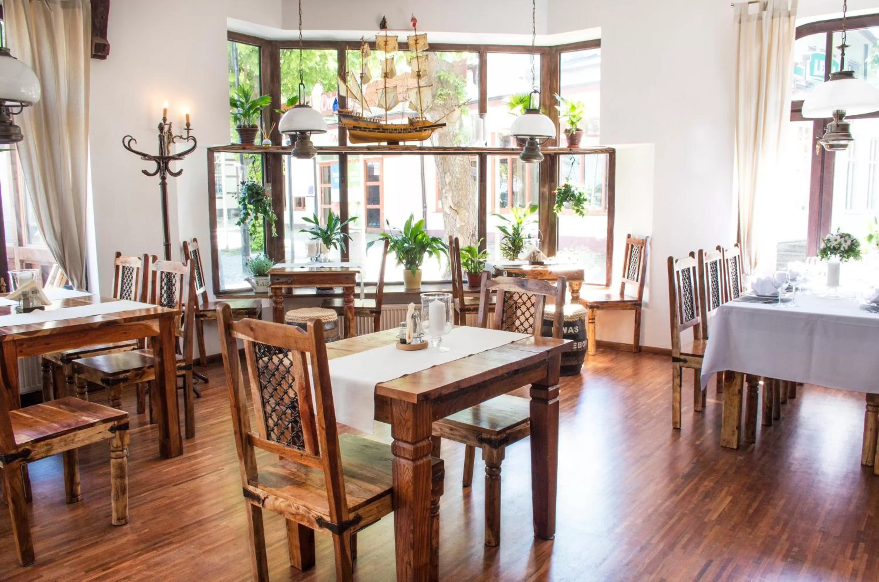 Restaurant/places to eat in COLUMBUS Apartamenty Ustka - Limanowskiego 1