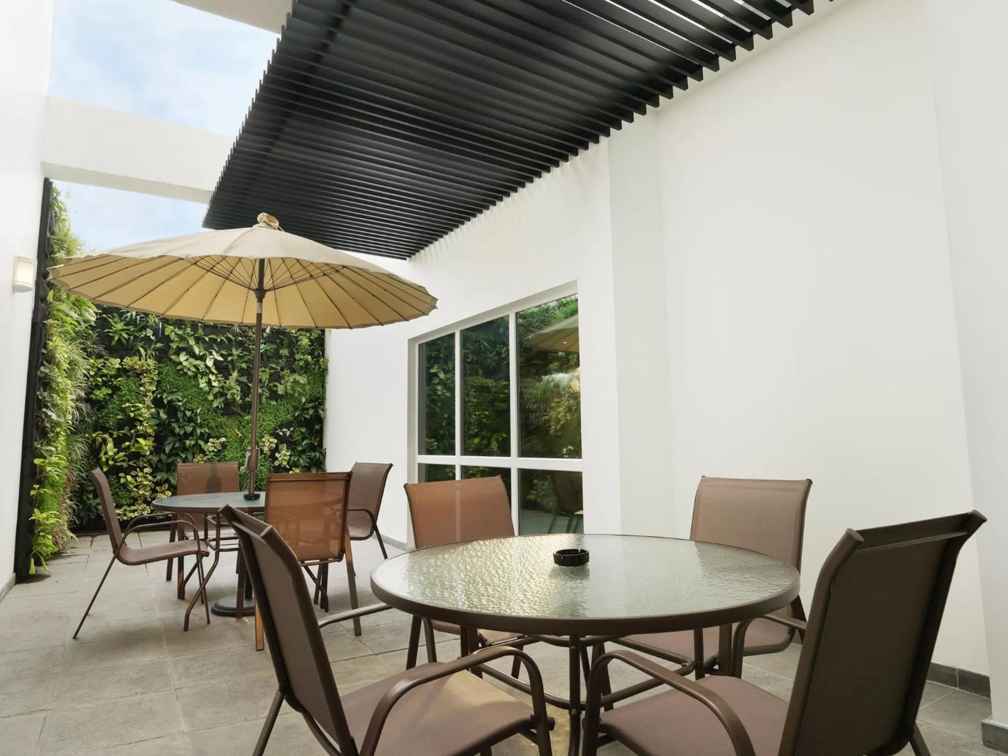 Balcony/Terrace in City Express Plus by Marriott Cali Colombia