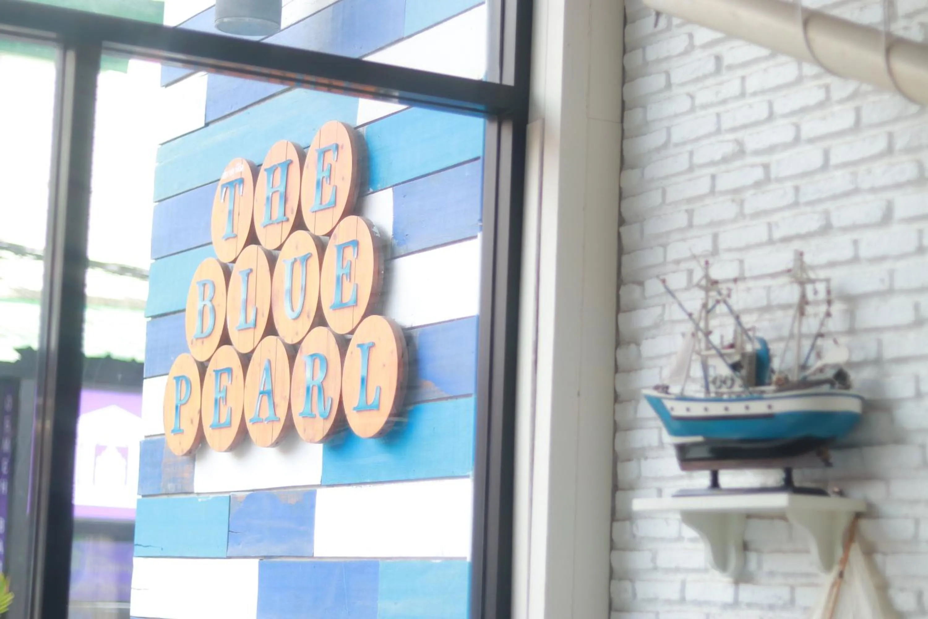 Facade/entrance in The Blue Pearl Kata Hotel