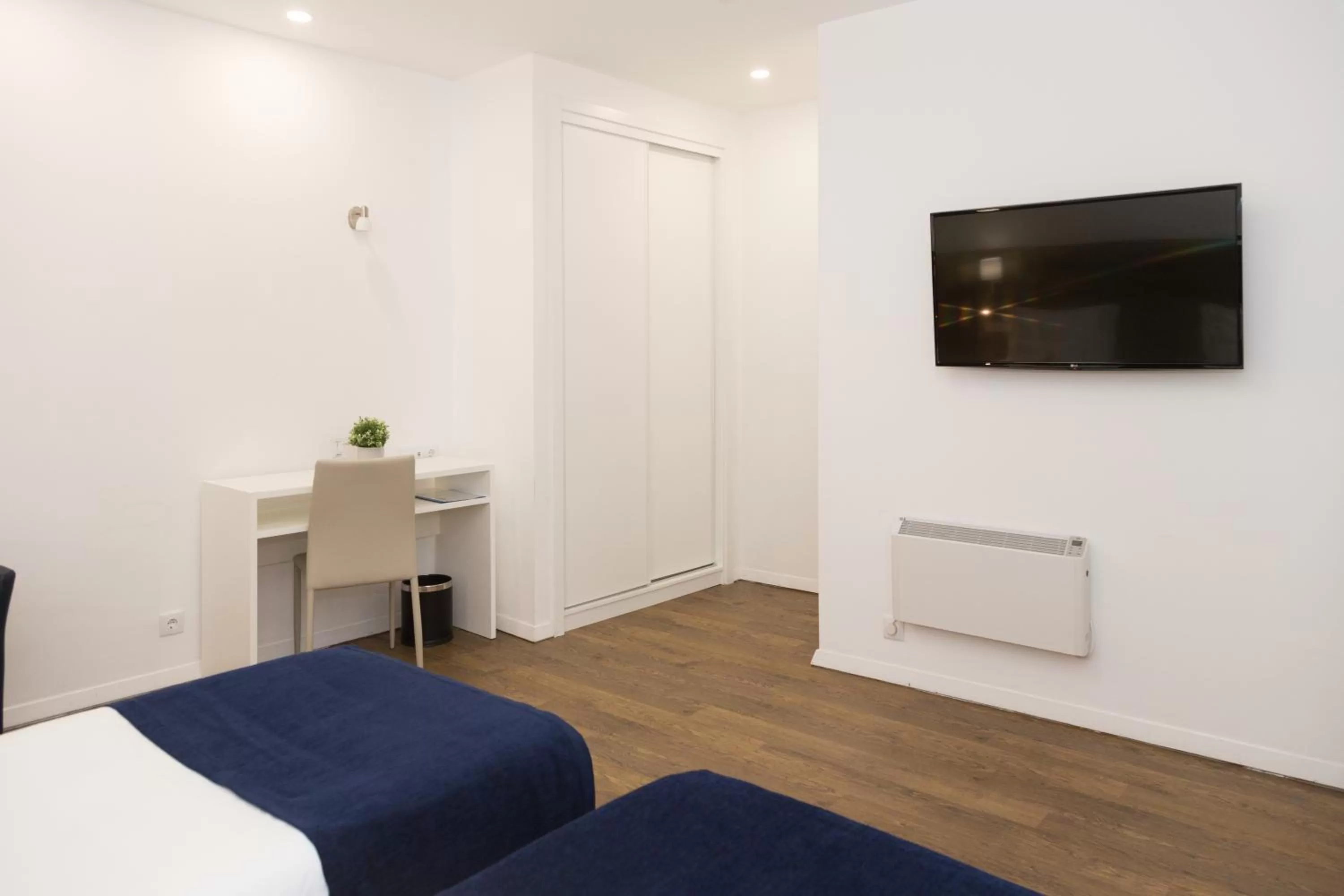 Bed in Hotel Veleiro