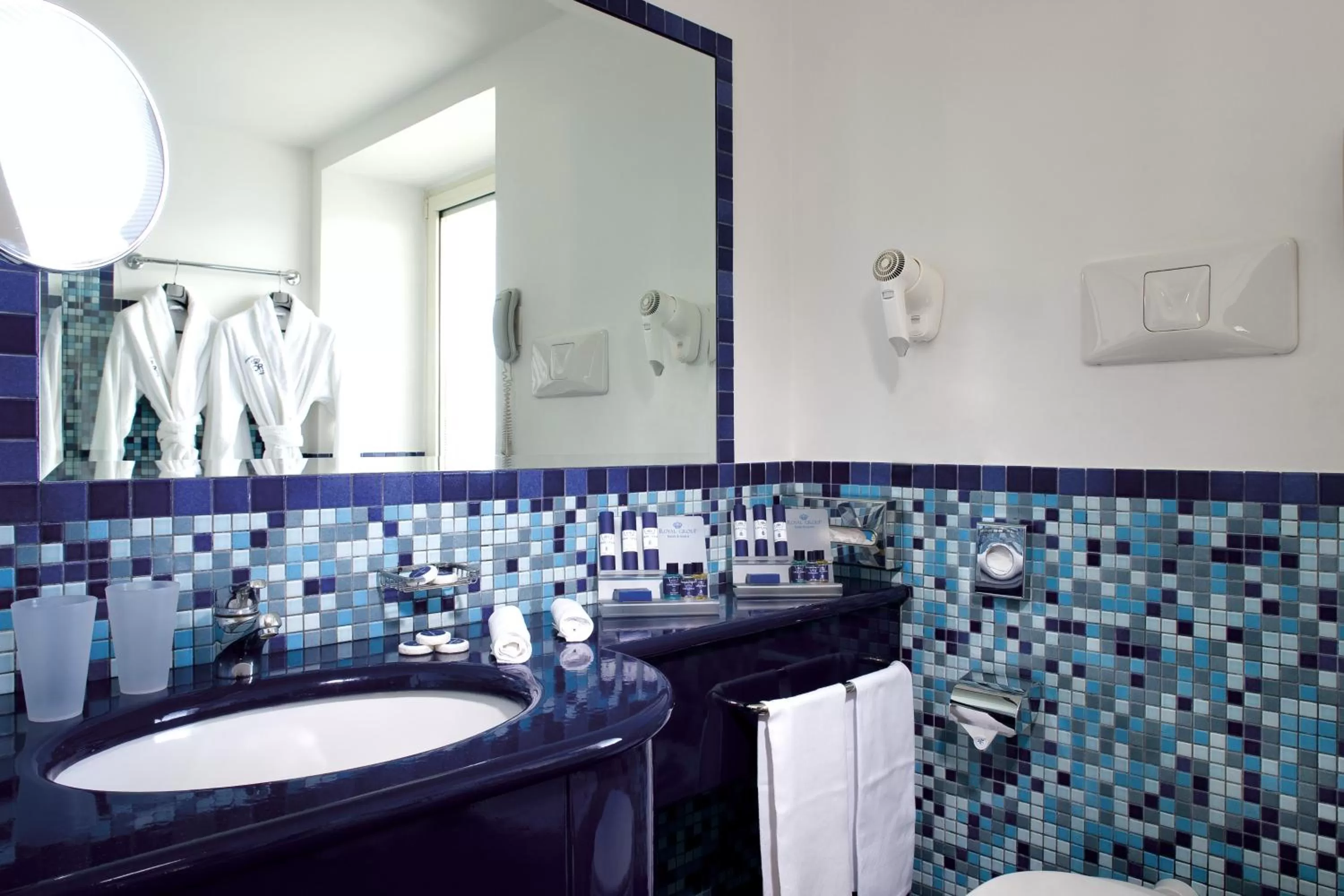 Toilet in Hotel Royal Continental