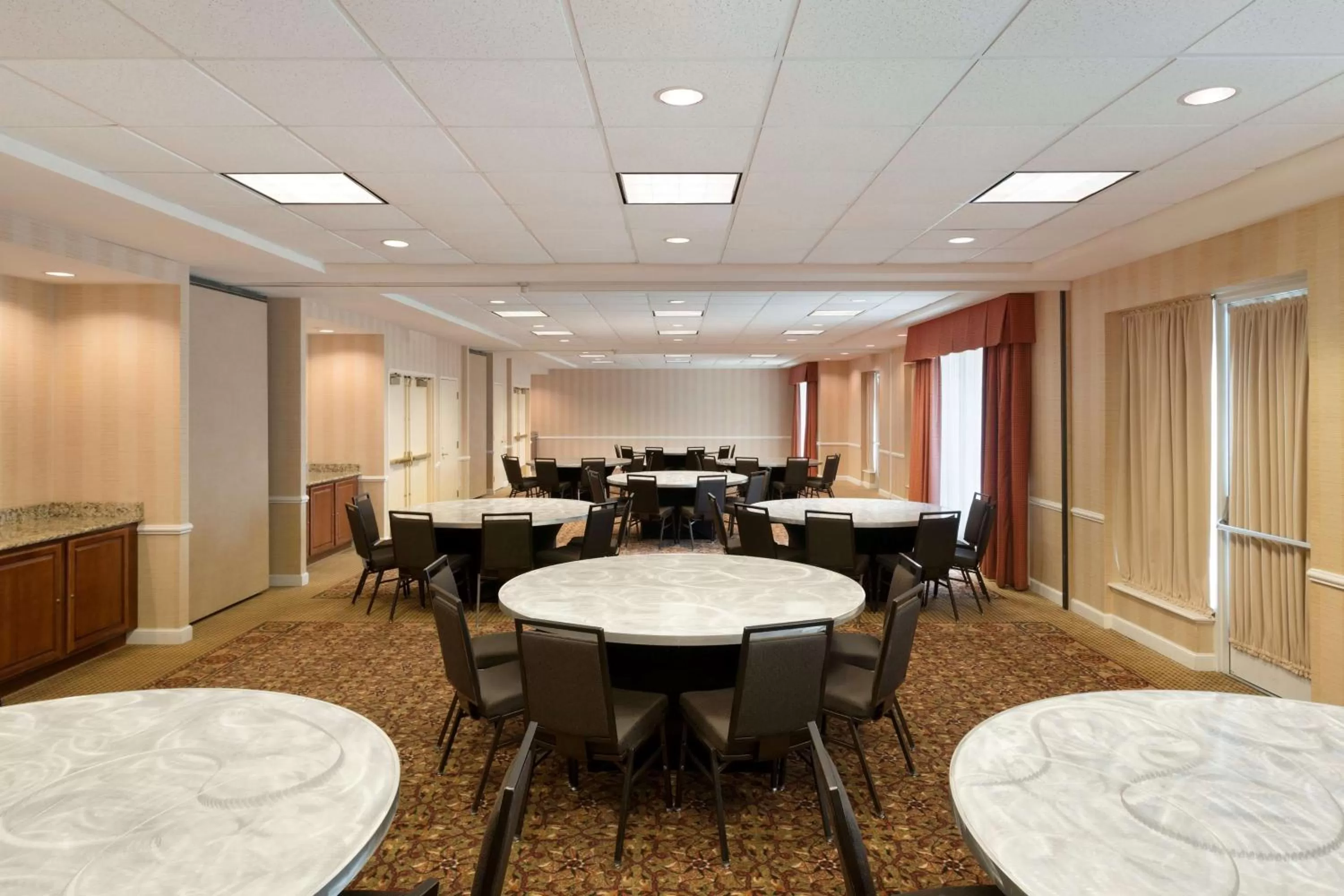 Meeting/conference room in Hilton Garden Inn Oakbrook Terrace