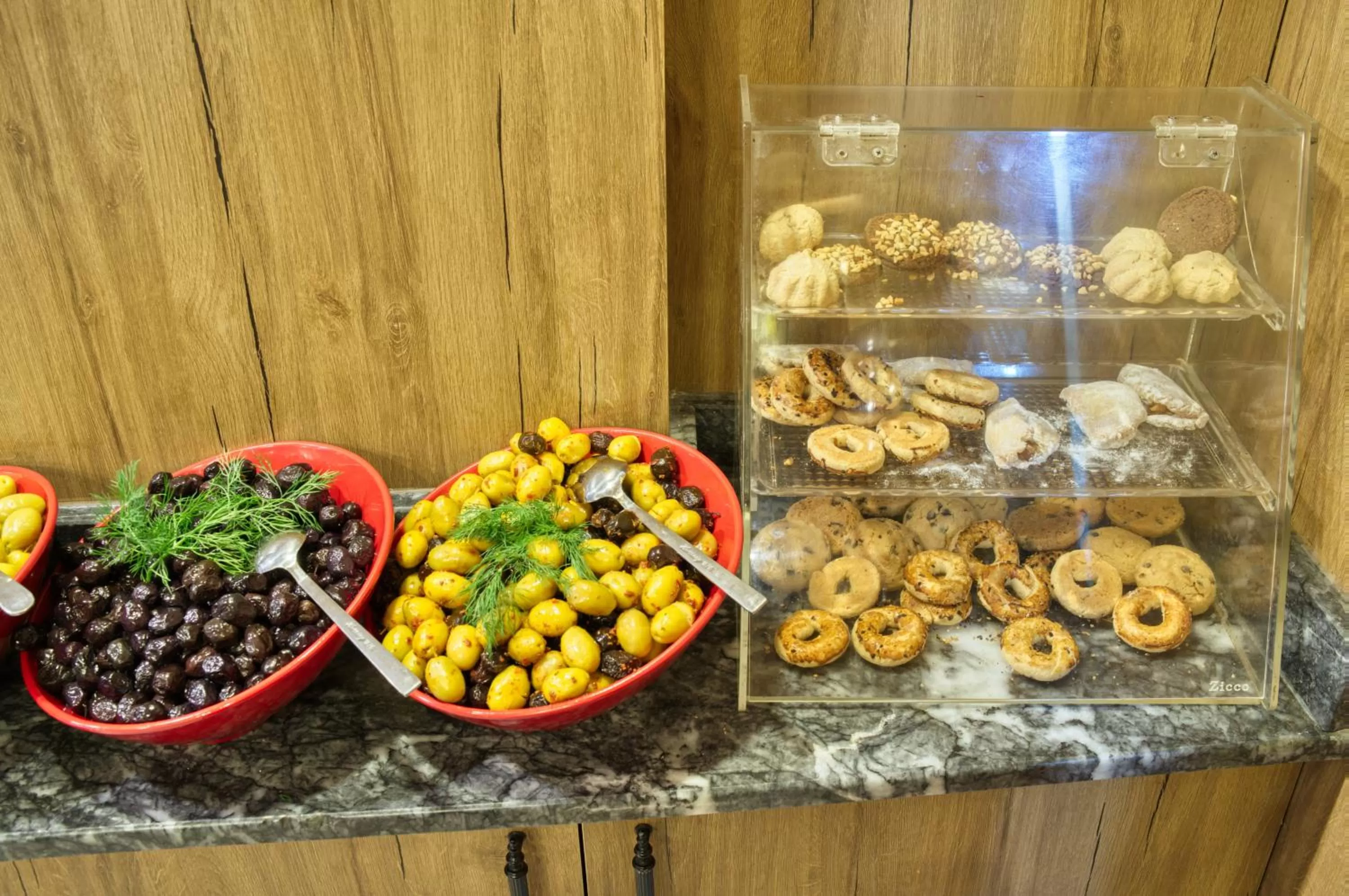 Buffet breakfast in Istanbul Sirkeci Hotel