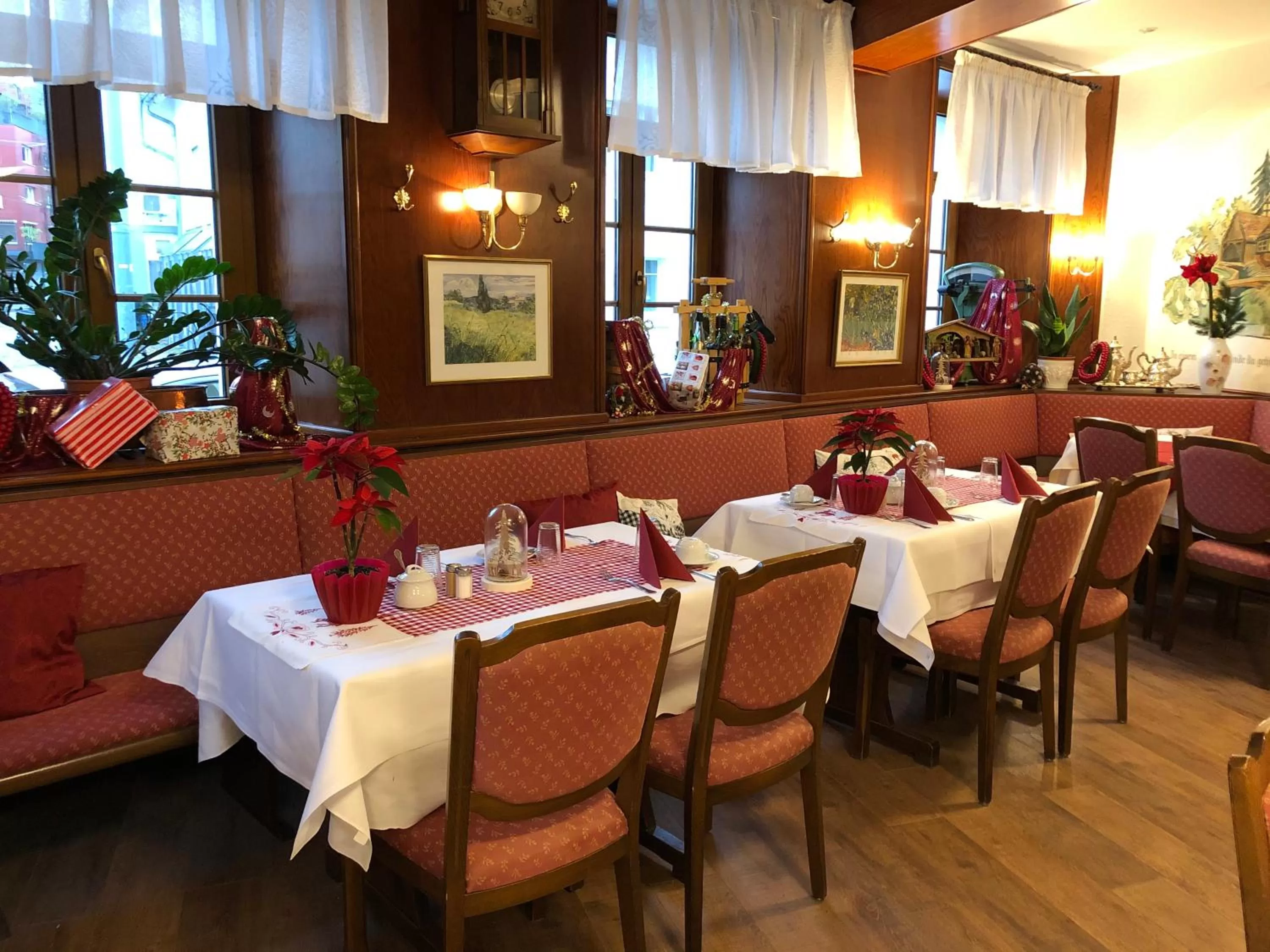 Restaurant/places to eat in Hotel Rose Heidelberg inklusive Frühstück, Saunanutzung und Parkplätze nach Verfügbarkeit