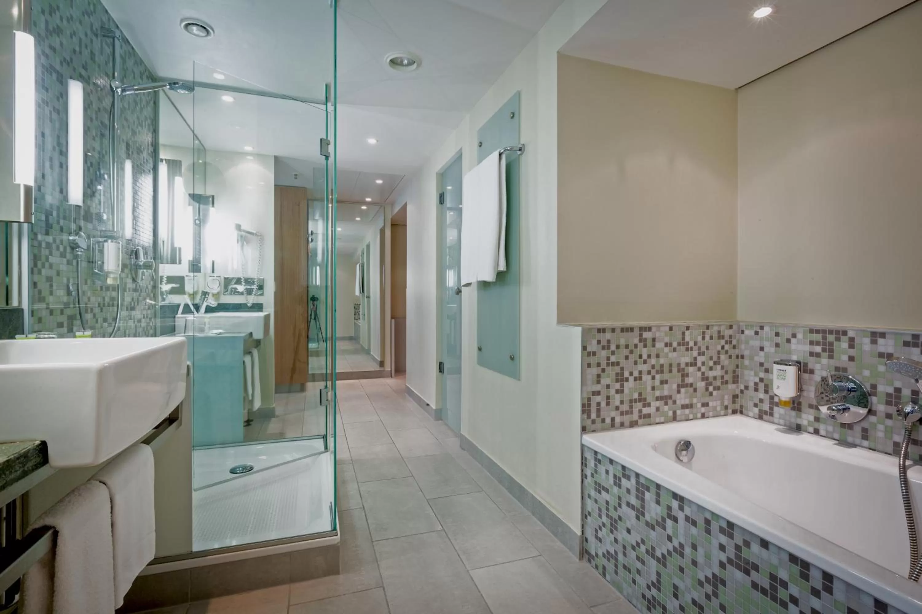 Shower in Lindner Hotel Berlin Ku'damm, part of JdV by Hyatt