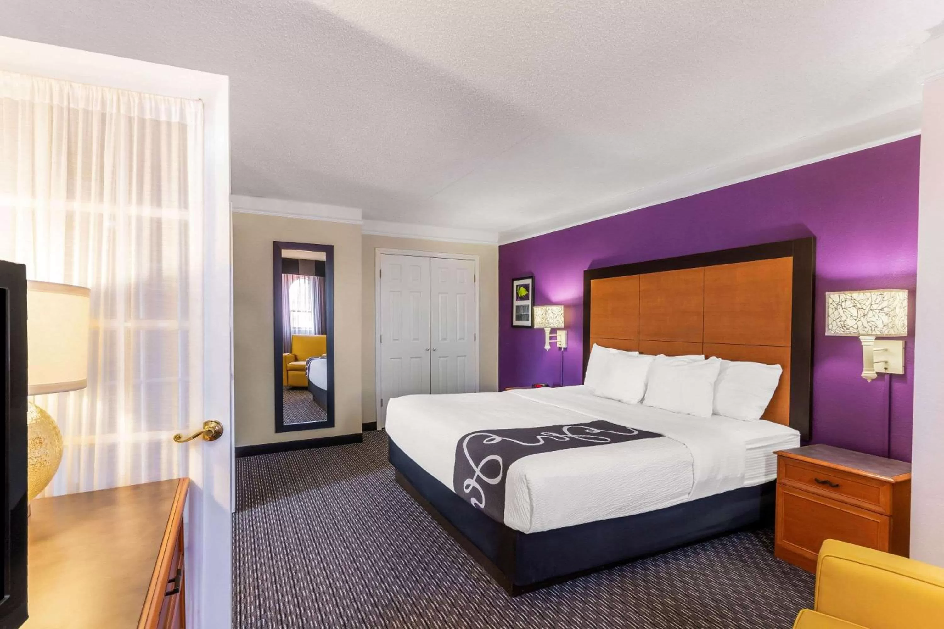 Photo of the whole room, Bed in La Quinta Inn by Wyndham Odessa