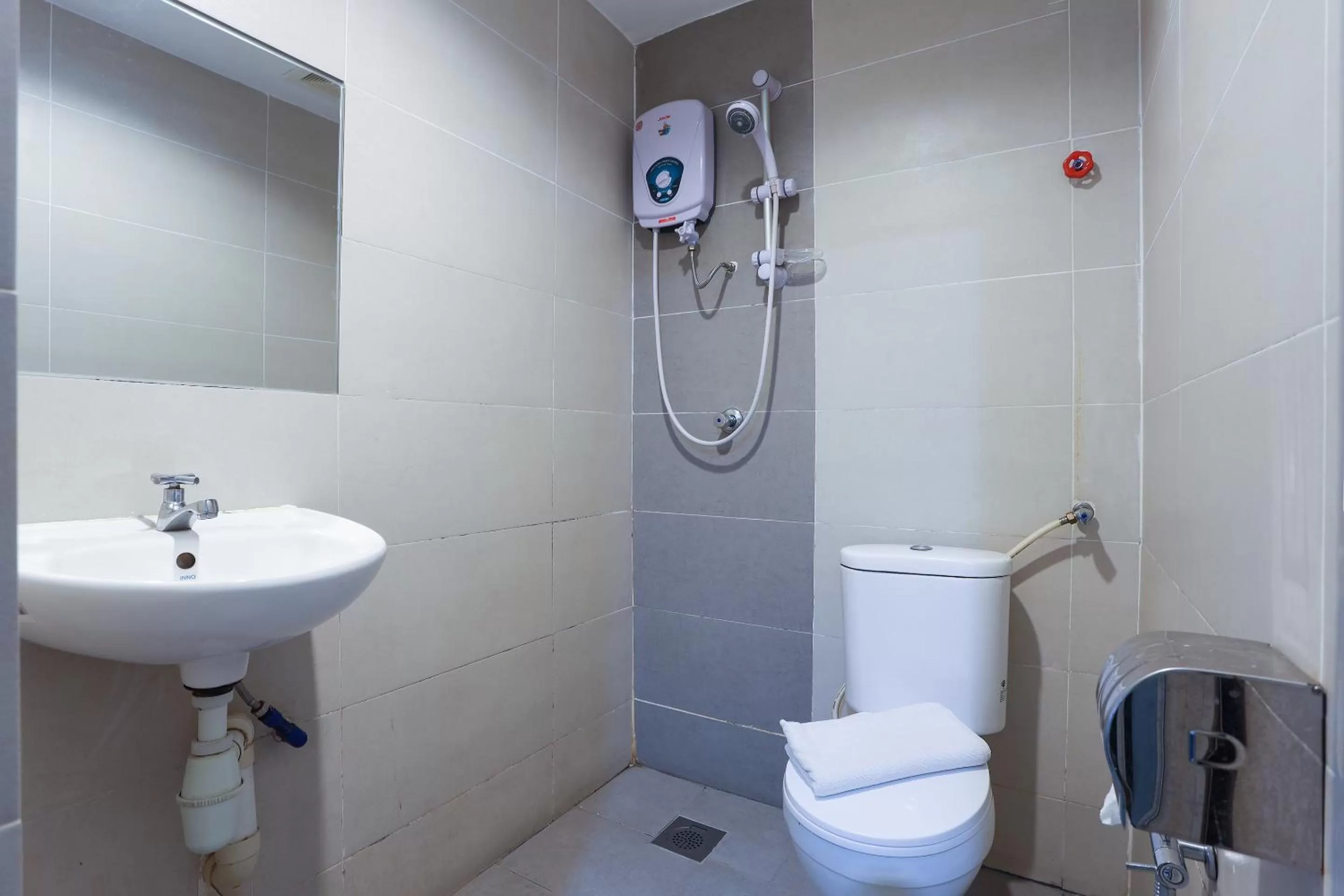 Toilet in Hotel Aman- Nilai & KLIA