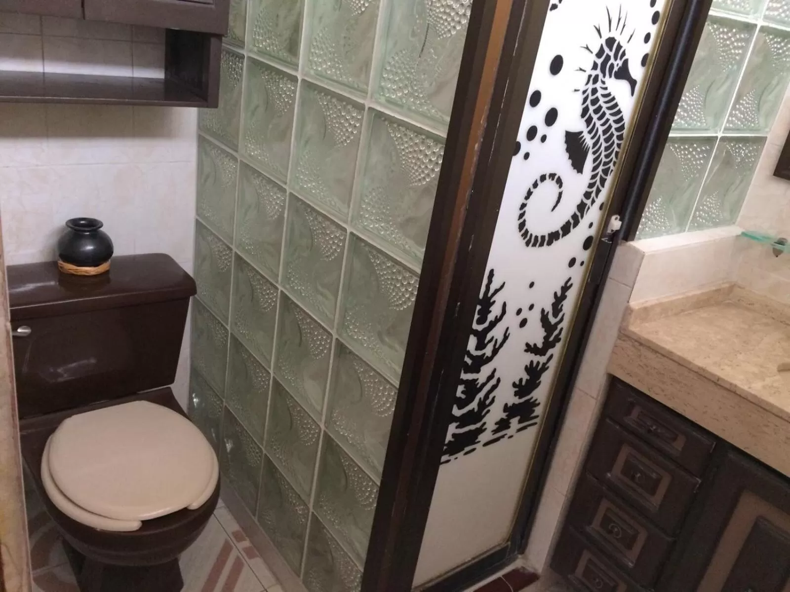 Shower in Casa Q BnB