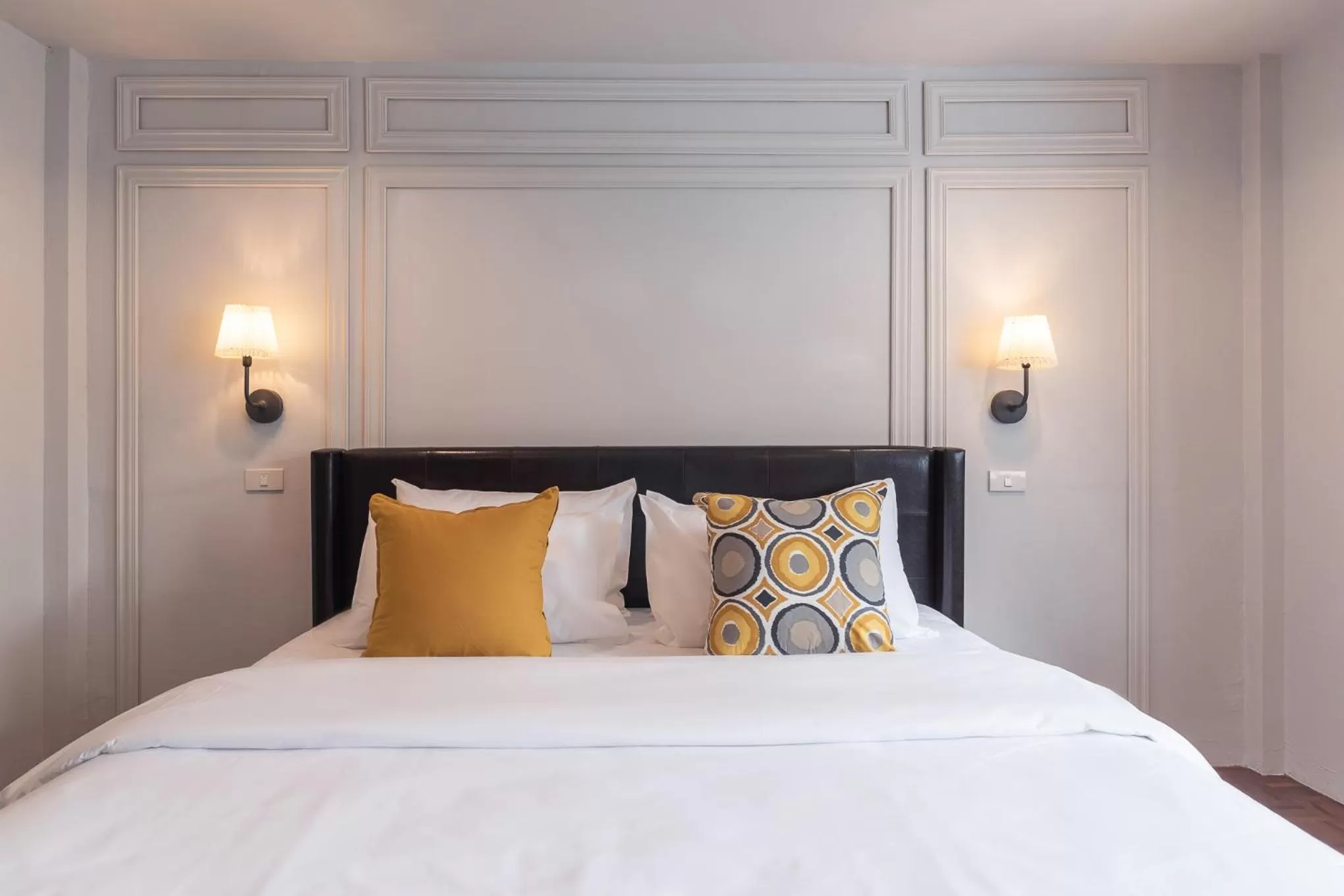 Bed in The Mellow Pillow Hotel @ Chiang Mai Gate