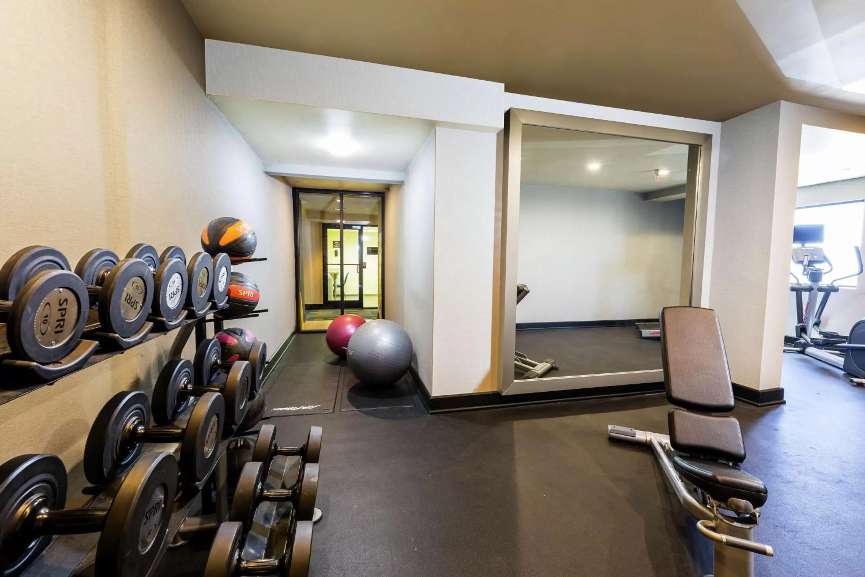 Fitness centre/facilities in Hampton Inn Virginia Beach Oceanfront North