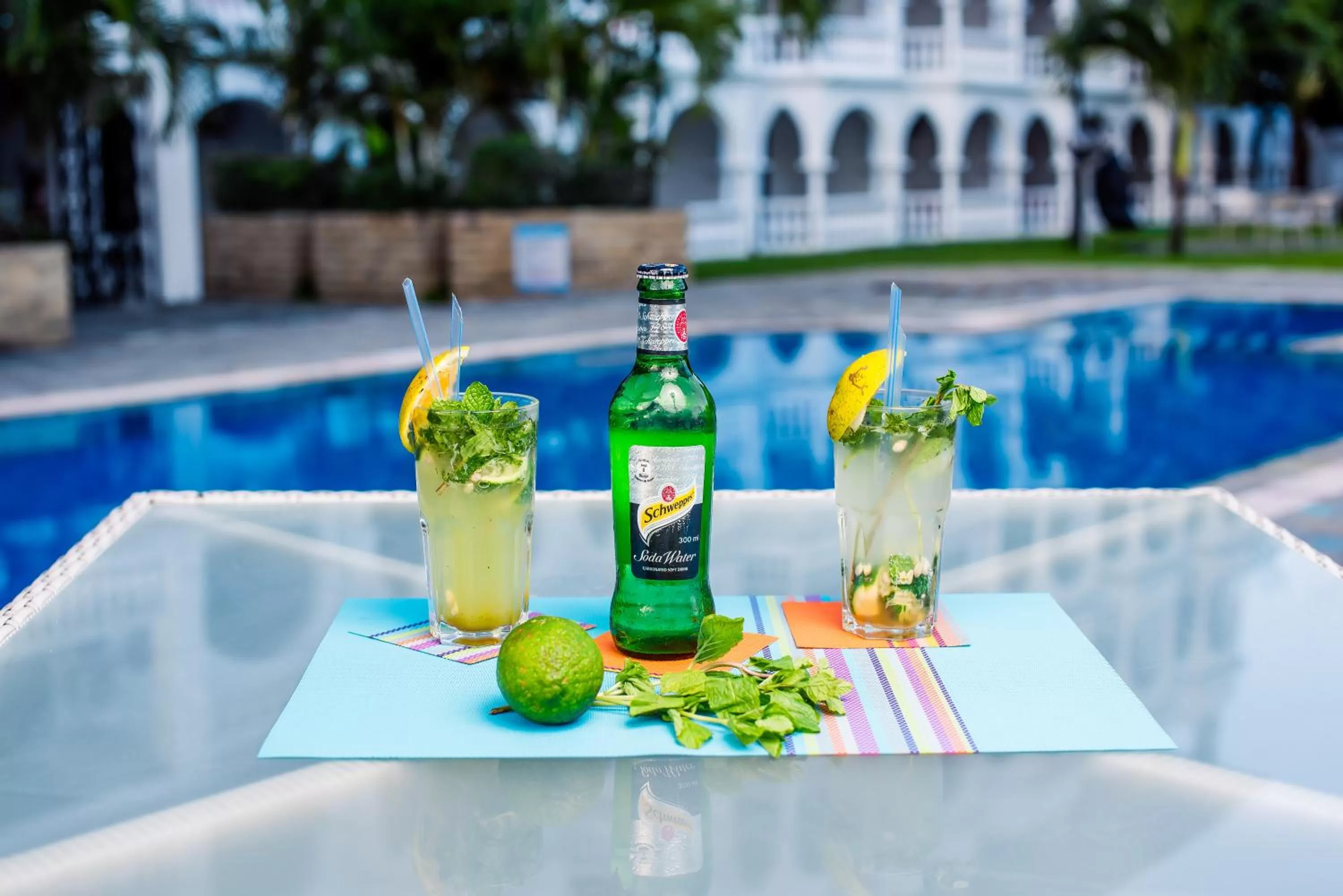 Swimming pool in CityBlue Creekside Hotel & Suites