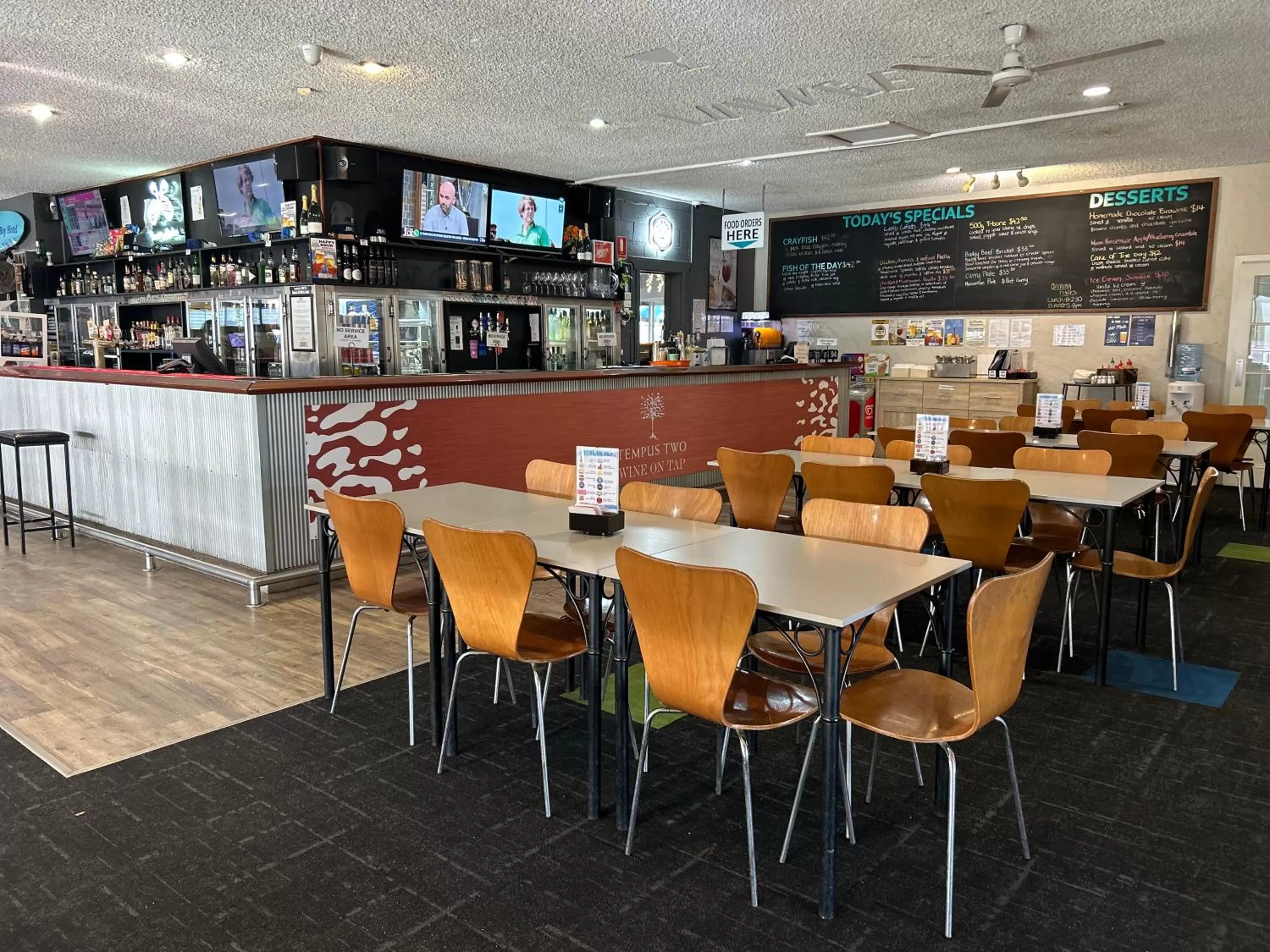 Lounge or bar in Jurien Bay Hotel Motel