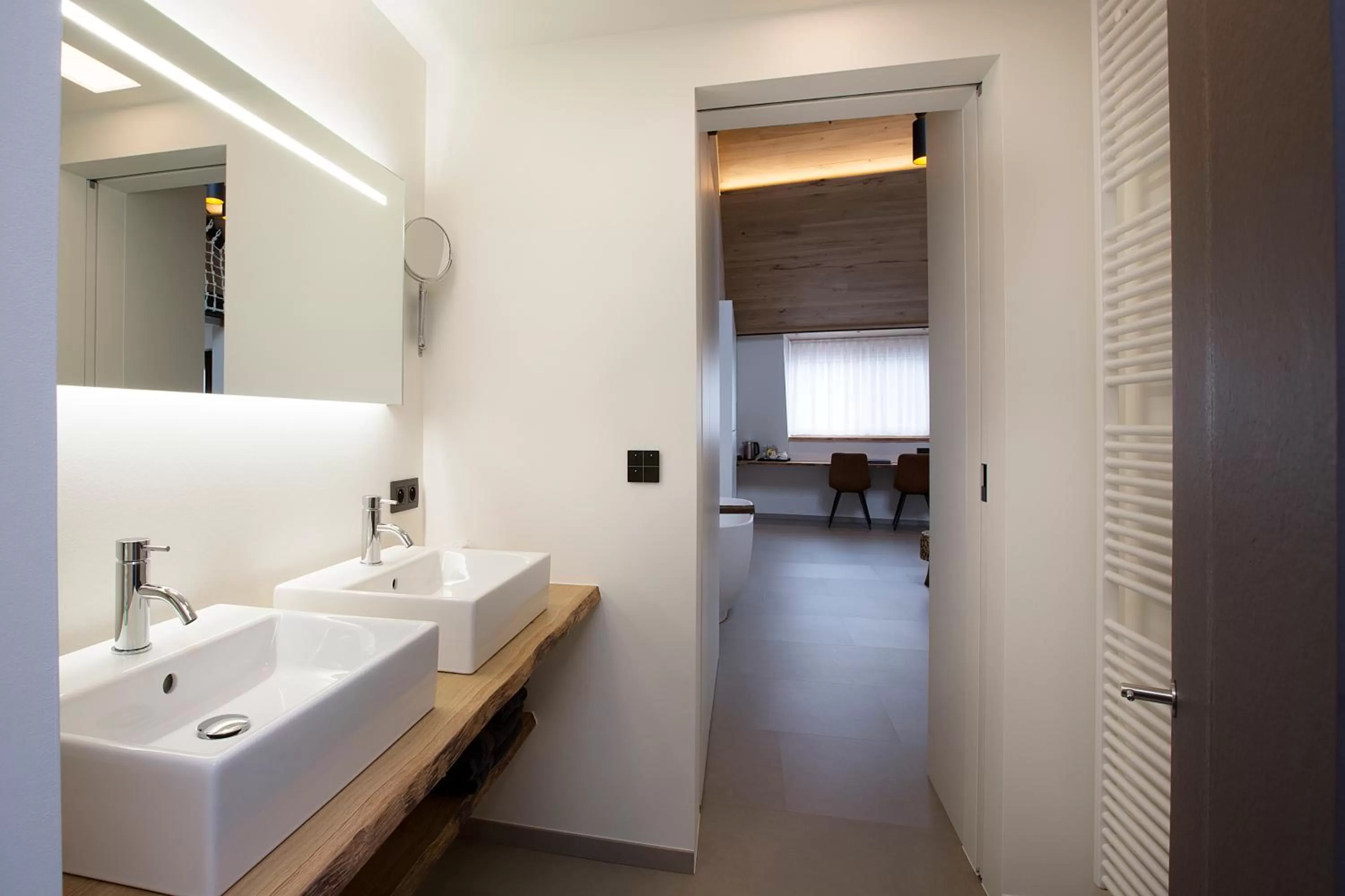 Shower, Bathroom in B&B Herenhuis