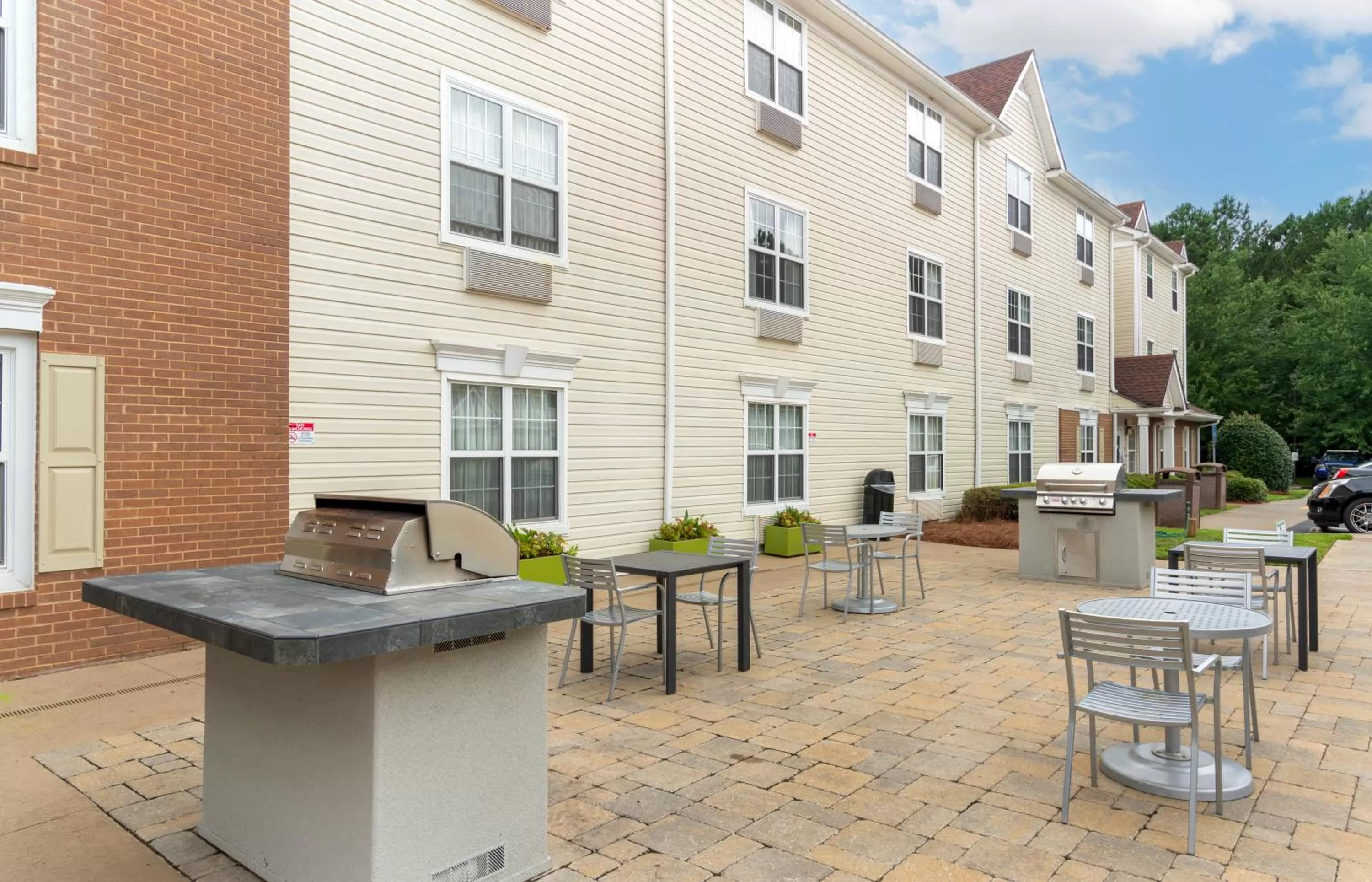 BBQ facilities in Extended Stay America Suites - Atlanta - Norcross - Peachtree Corners