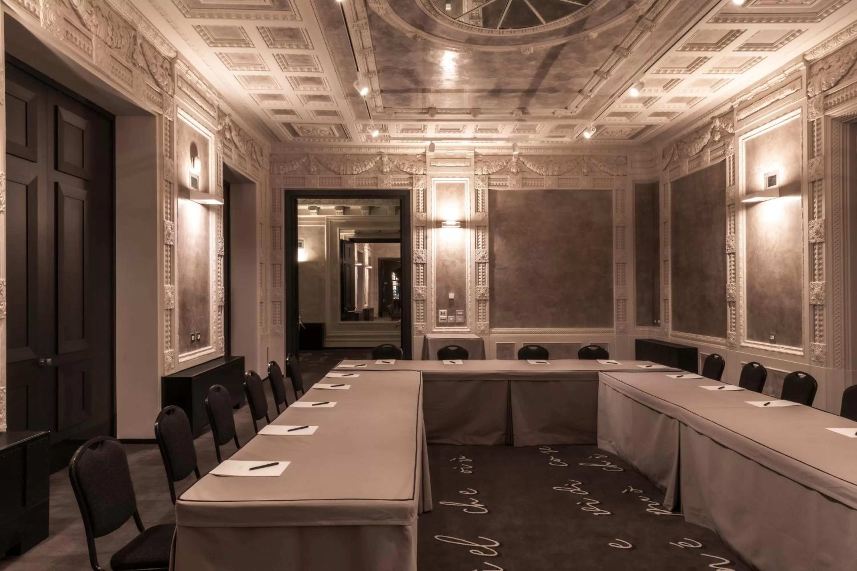 Meeting/conference room in Grand Hotel Baglioni