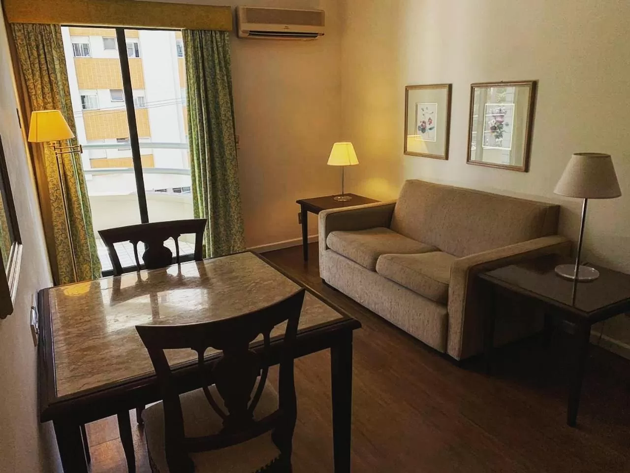 Living room in Hotel Nacional Inn Cambuí Campinas Residence