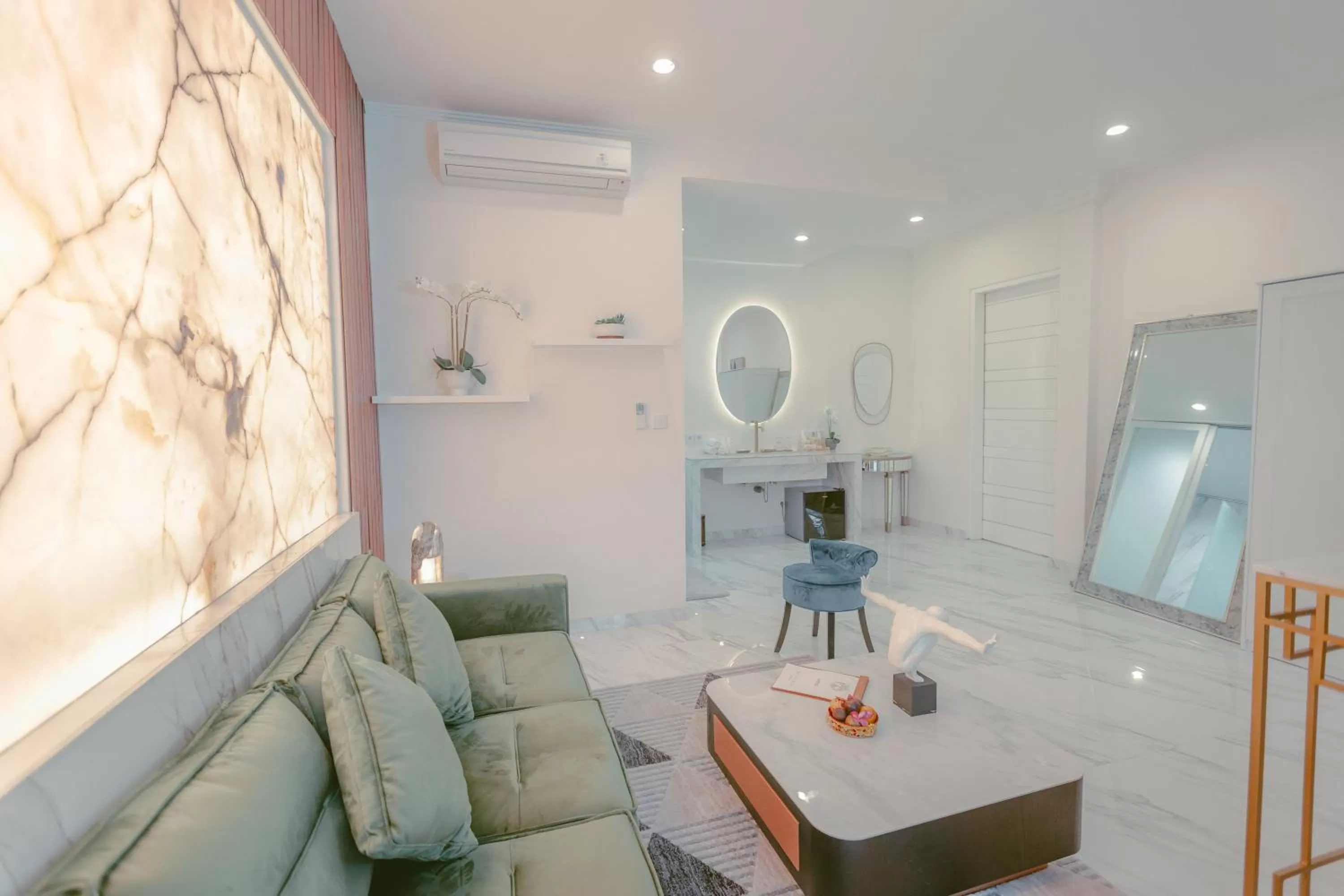 Seating area in Villa Cella Bella Ubud