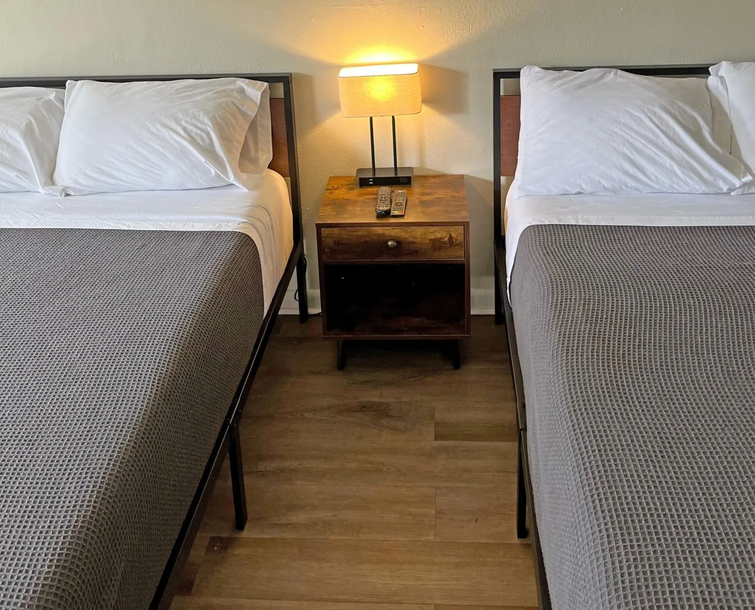 Bed in Red Carpet Inn - Houma