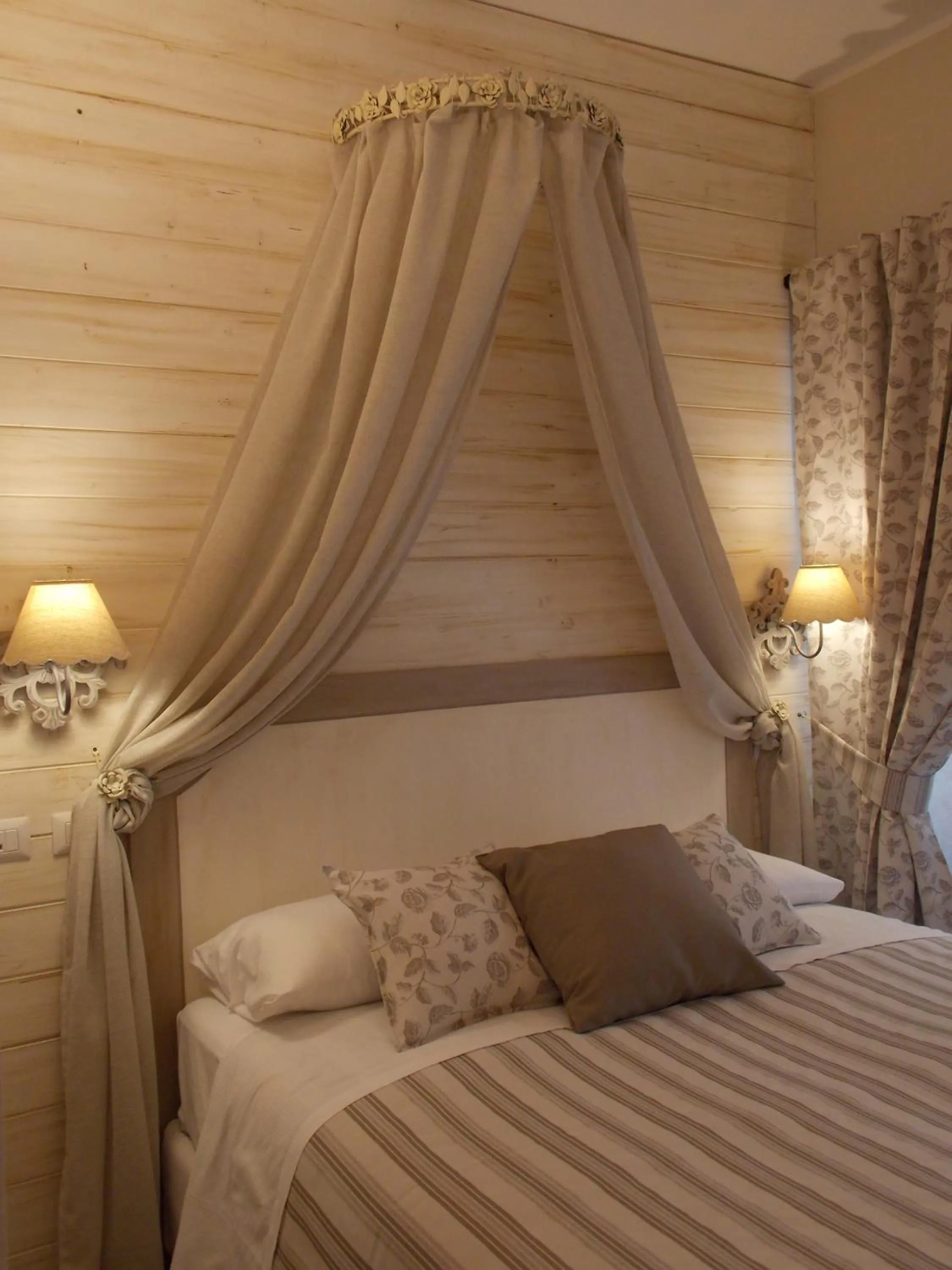 Bedroom, Bed in Casa Tua Vaticano Guest House