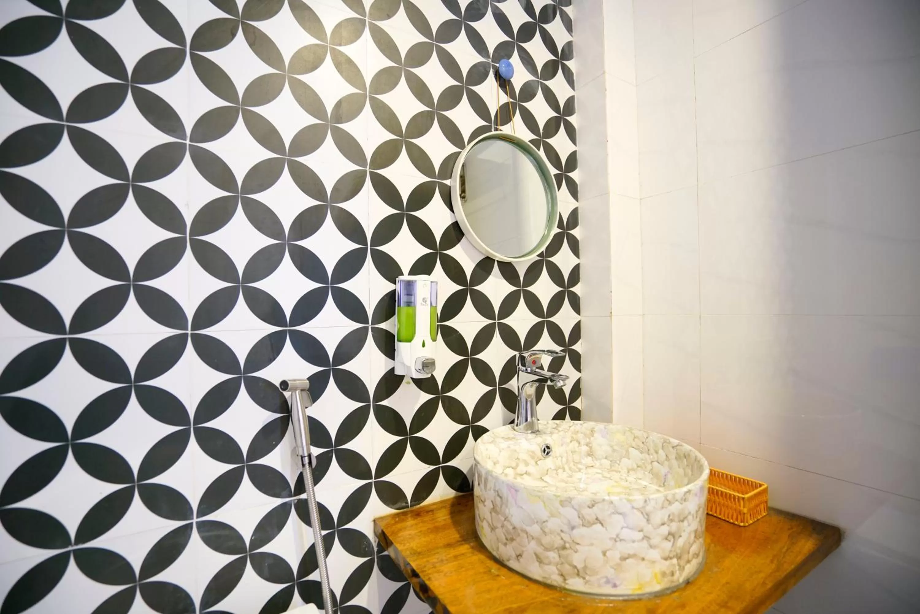 Property building, Bathroom in Halong bay Almorhome