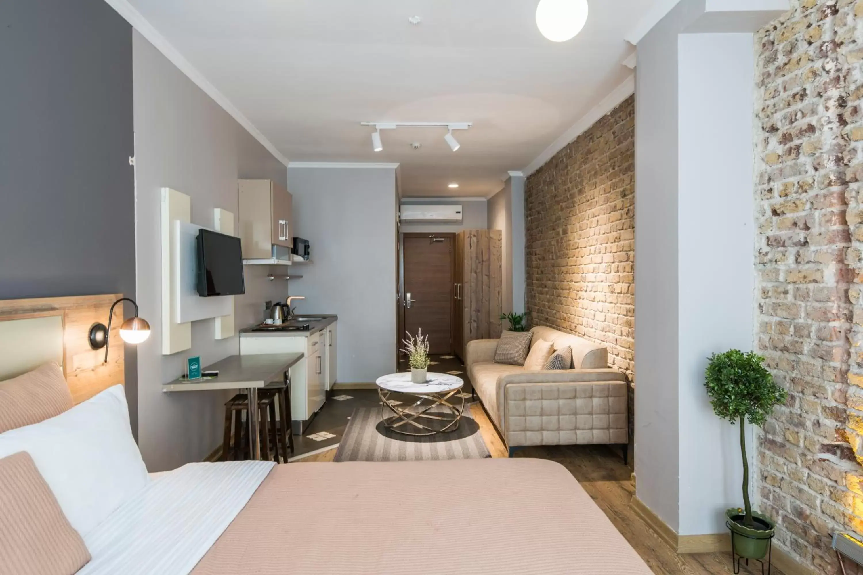 Deluxe Suite in The Wilson Galata Hotel Deluxe Suite in The Wilson Galata Hotel