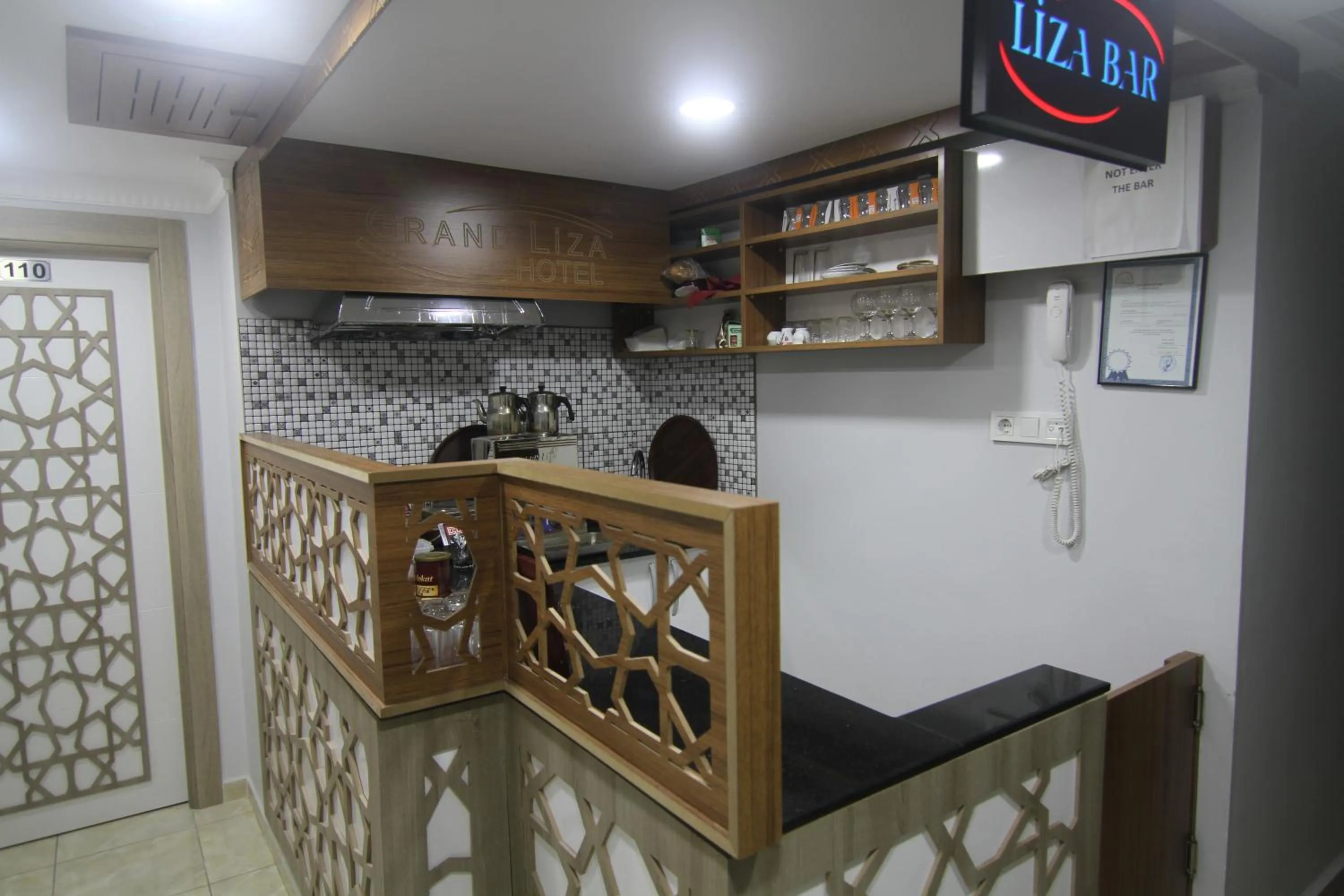 Lounge or bar in Grand Liza Hotel