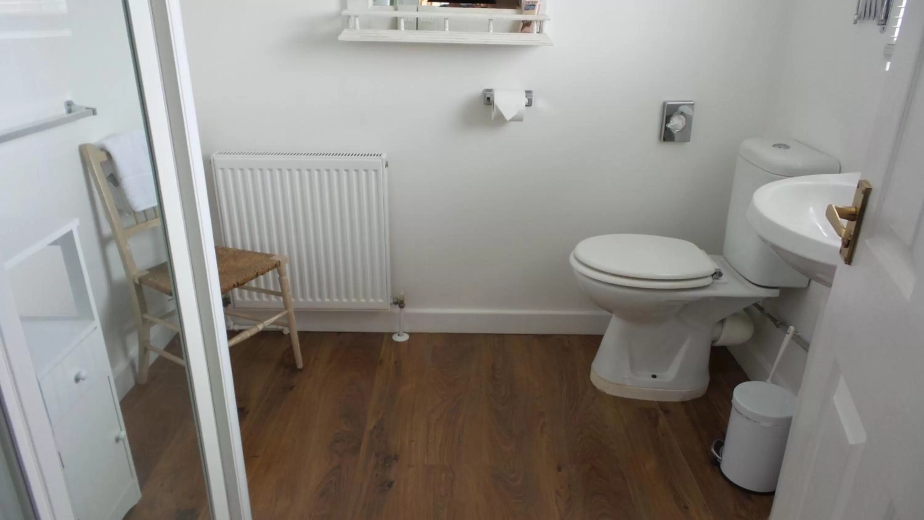 Bathroom in Hooray Henrys