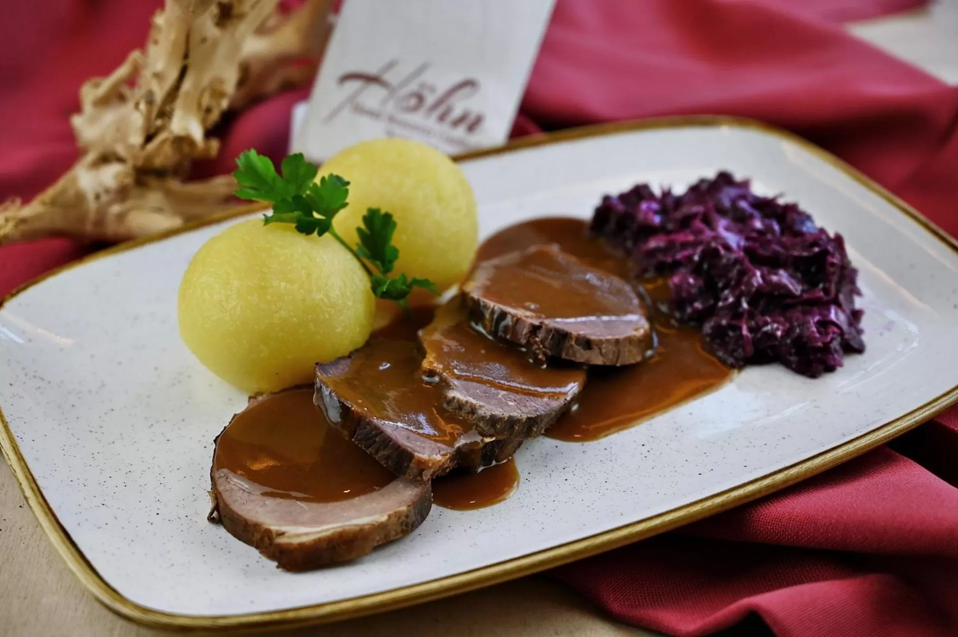 Food and drinks in Hotel Brauerei Gasthof Höhn