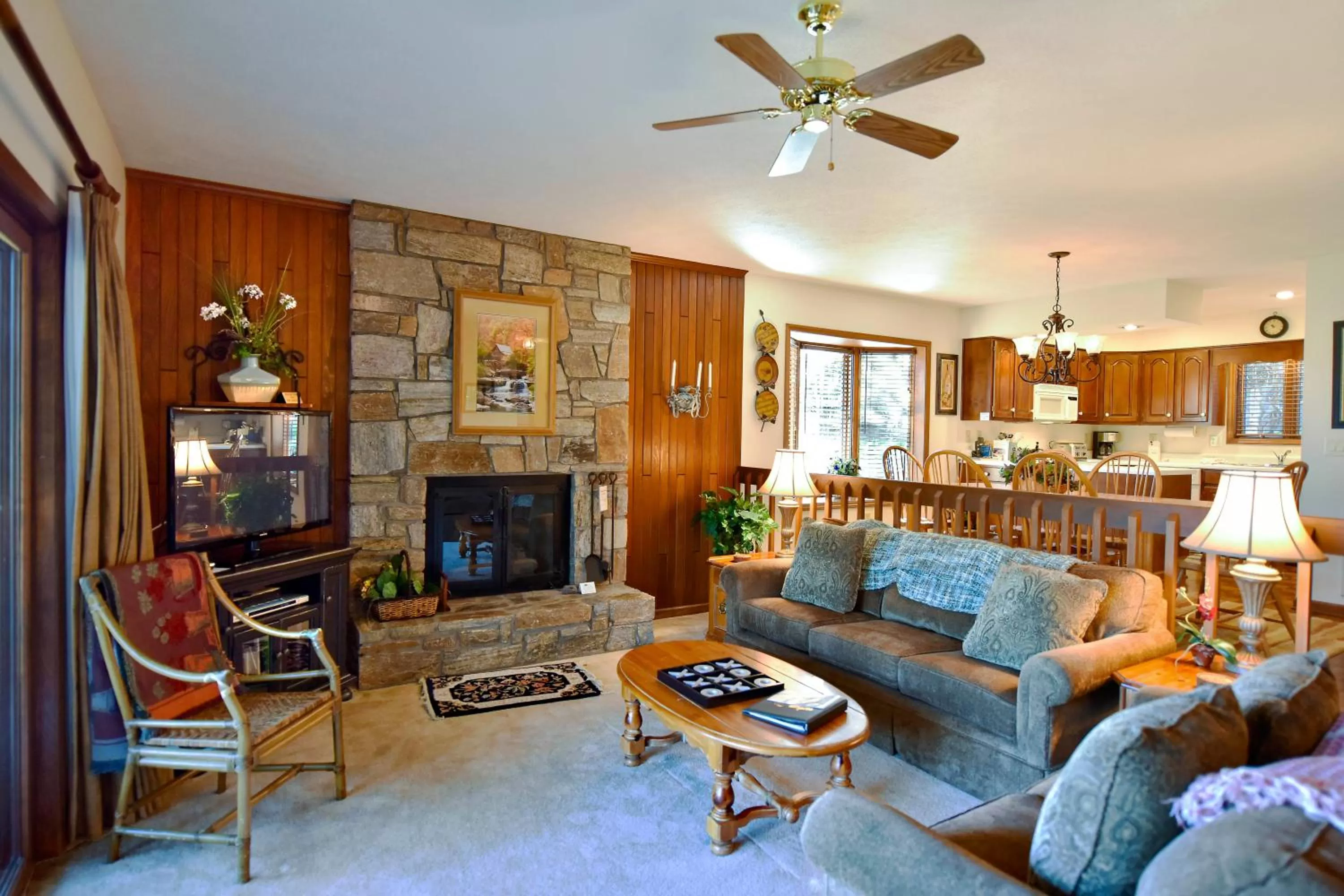 Living room in Chetola Resort Condominiums