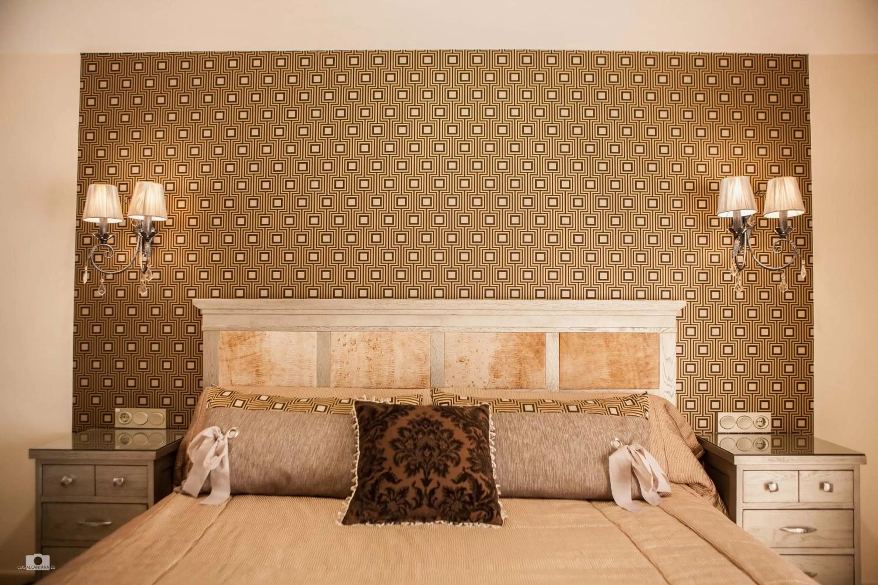 Decorative detail, Bed in Hotel Versalles