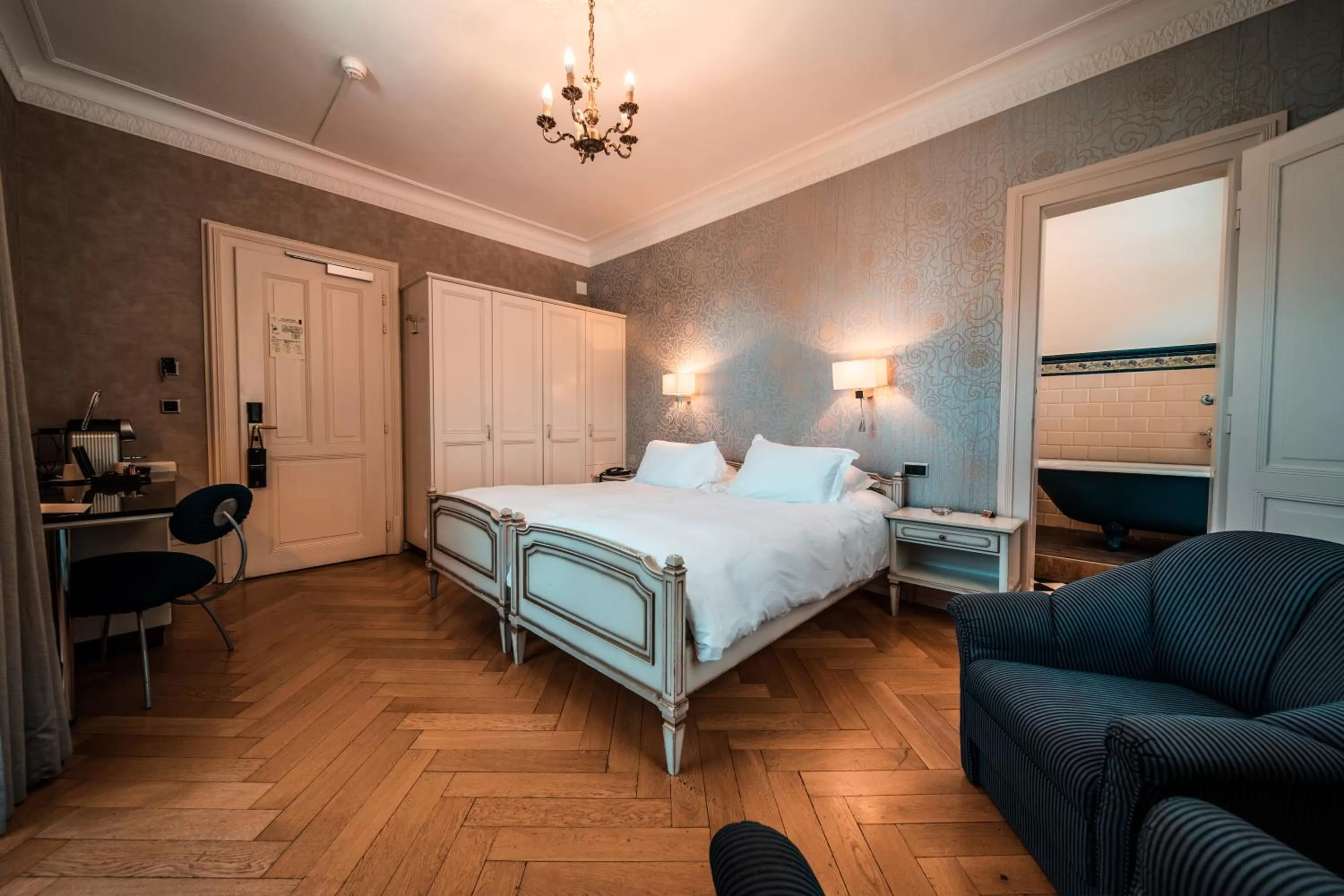 Bedroom, Bed in Royal St. Georges Hotel Interlaken - MGallery Collection