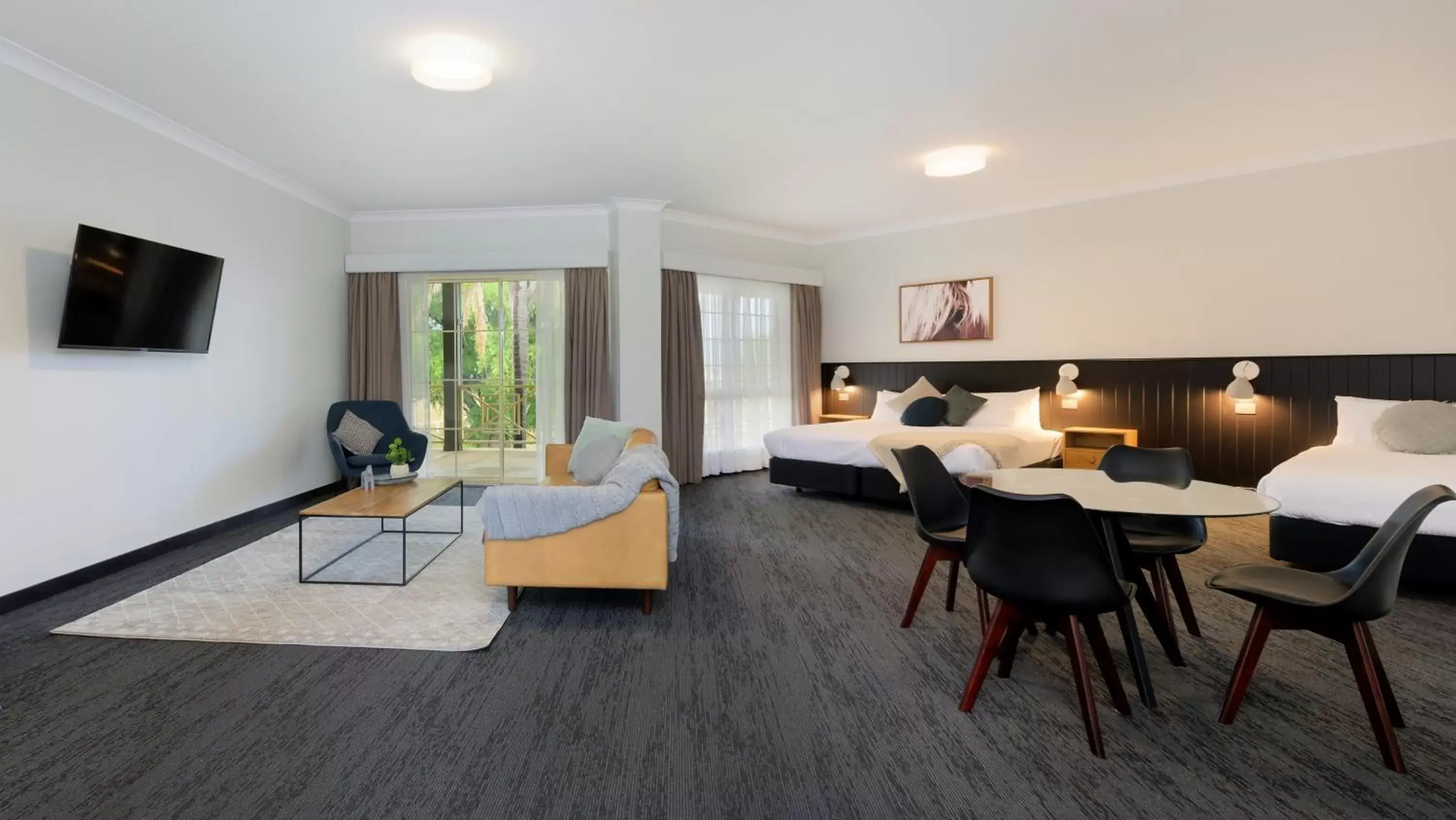 Family Suite - single occupancy in Parklands Resort Mudgee Family Suite - single occupancy in Parklands Resort Mudgee