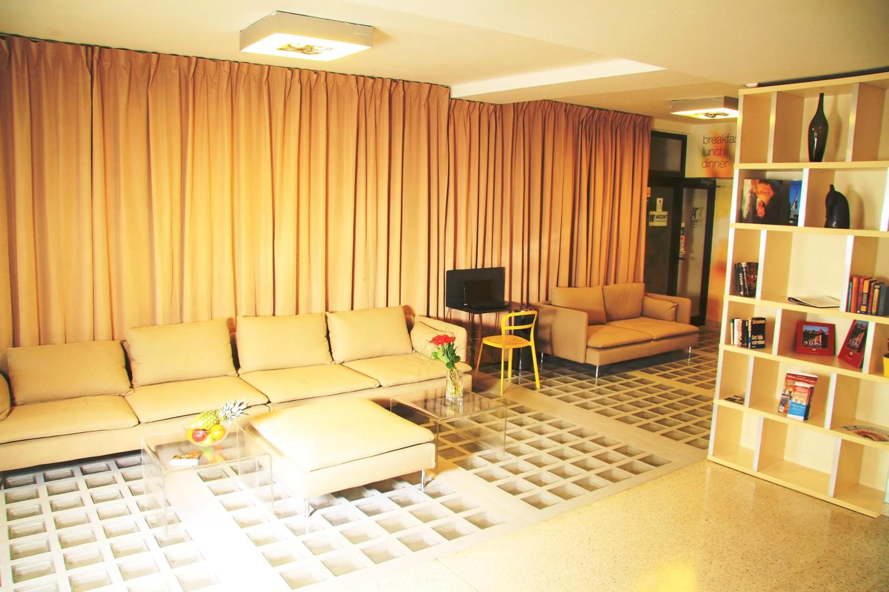 Lobby or reception in Akcent hotel