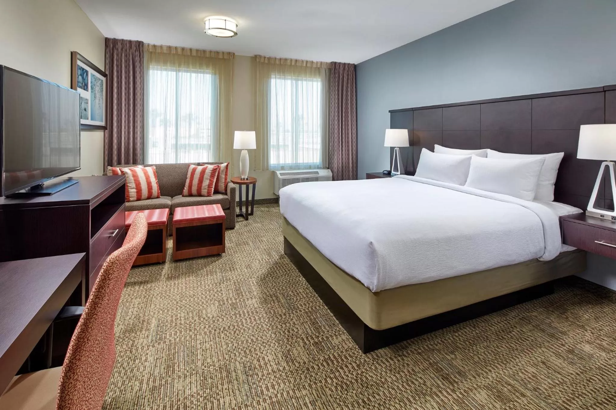 Photo of the whole room, Bed in Staybridge Suites Anaheim At The Park by IHG