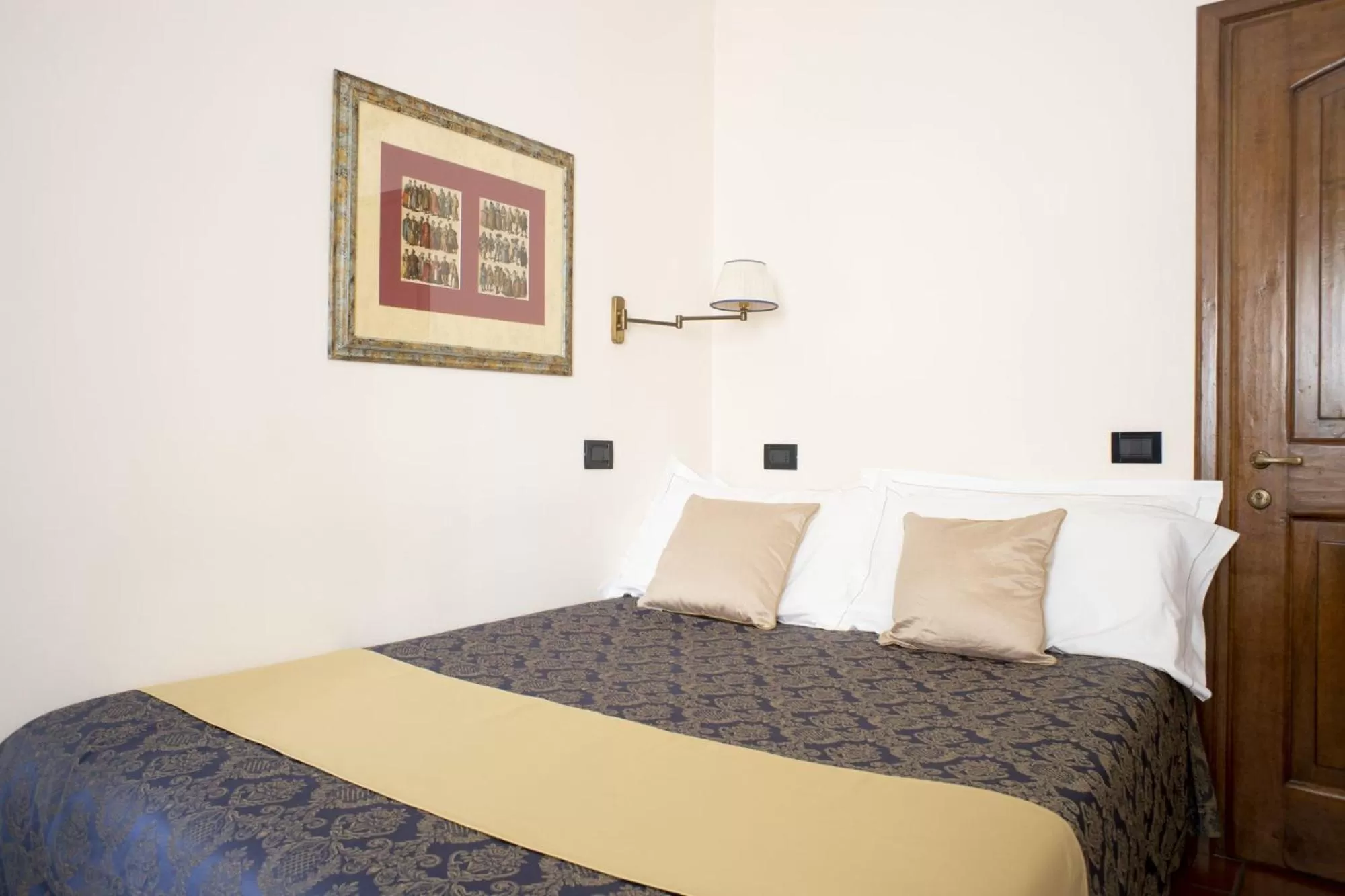 Bed in B&B Le Cannelle FIESOLE