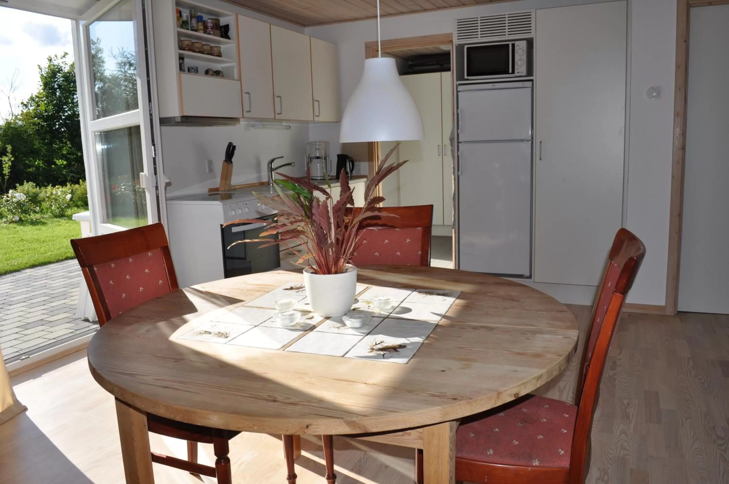 Living room, Dining Area in Koebenhovedskov Bed & Breakfast