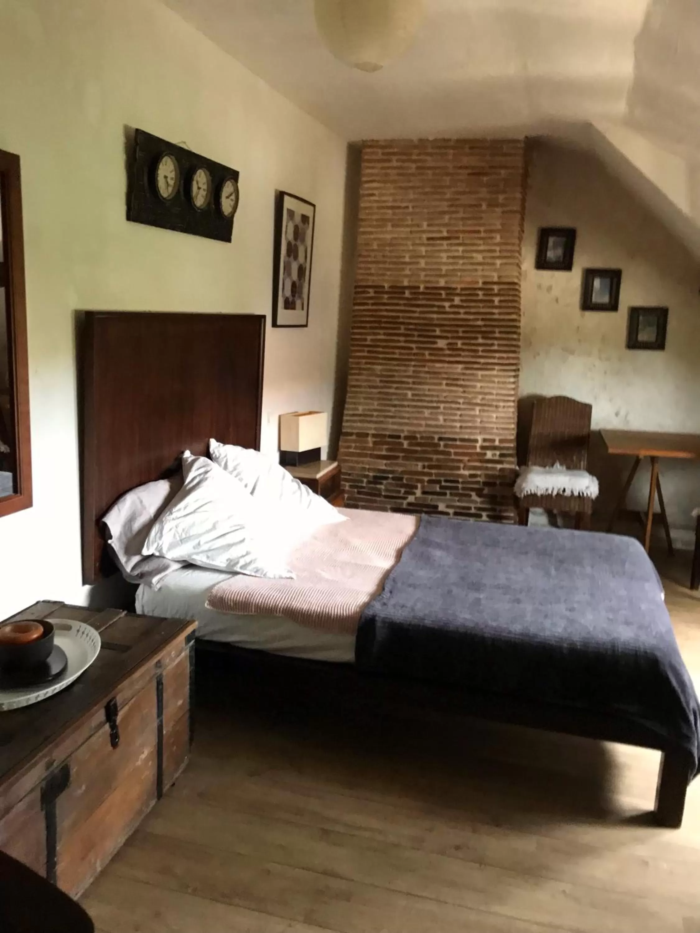 Bed in Chez Gustave & Compagnie