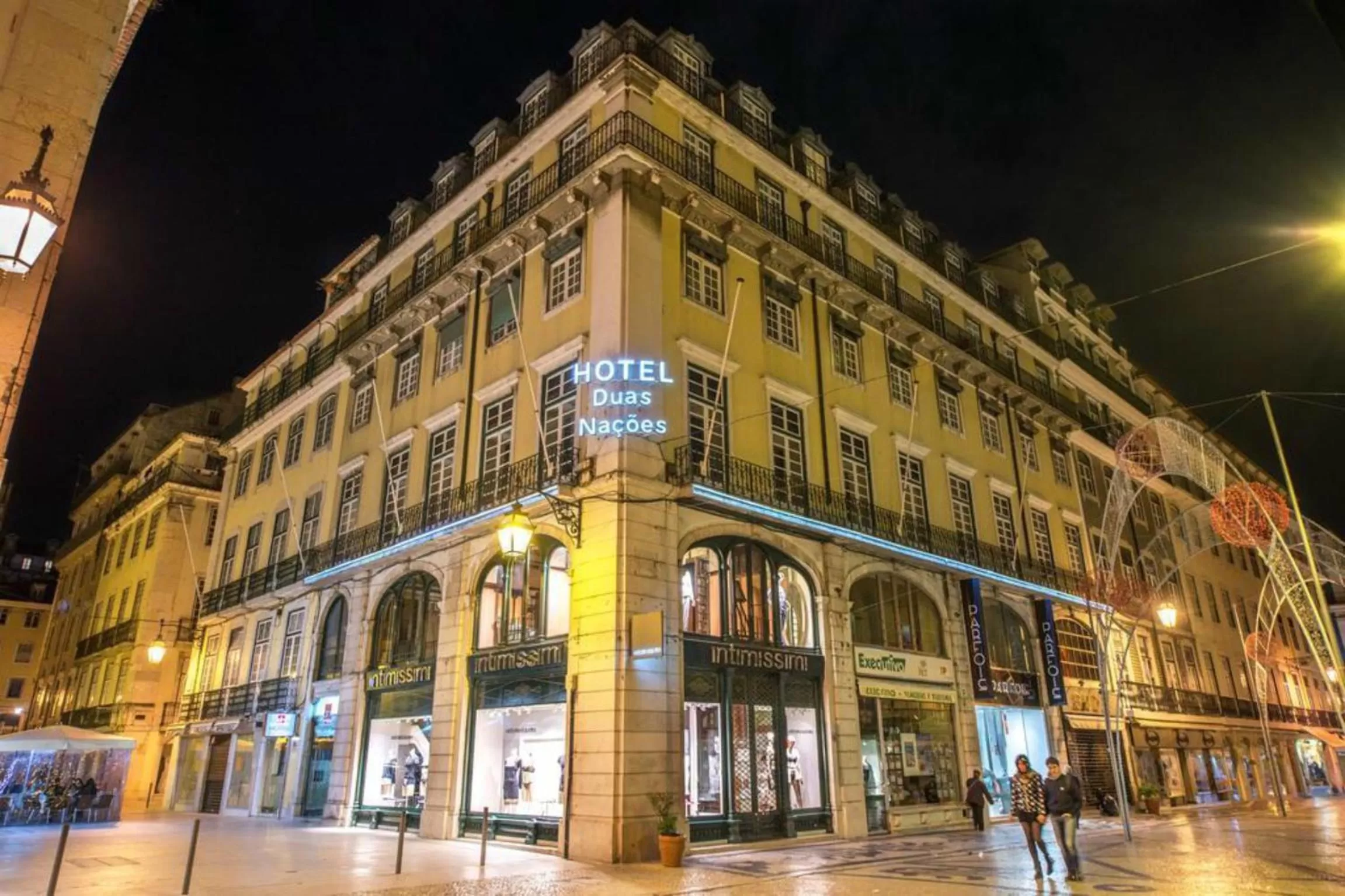 Property building in Hotel Duas Nações