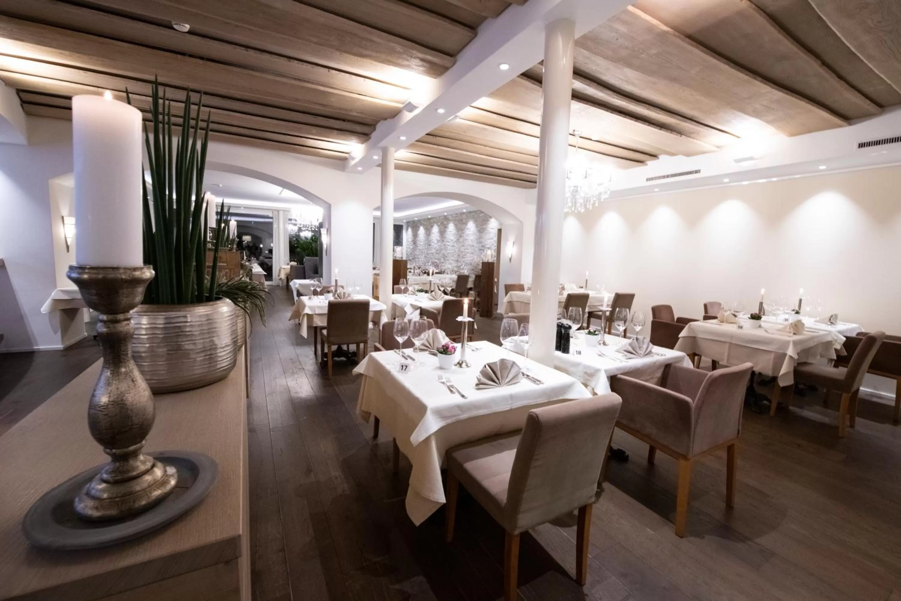 Restaurant/places to eat in Hotel Krone