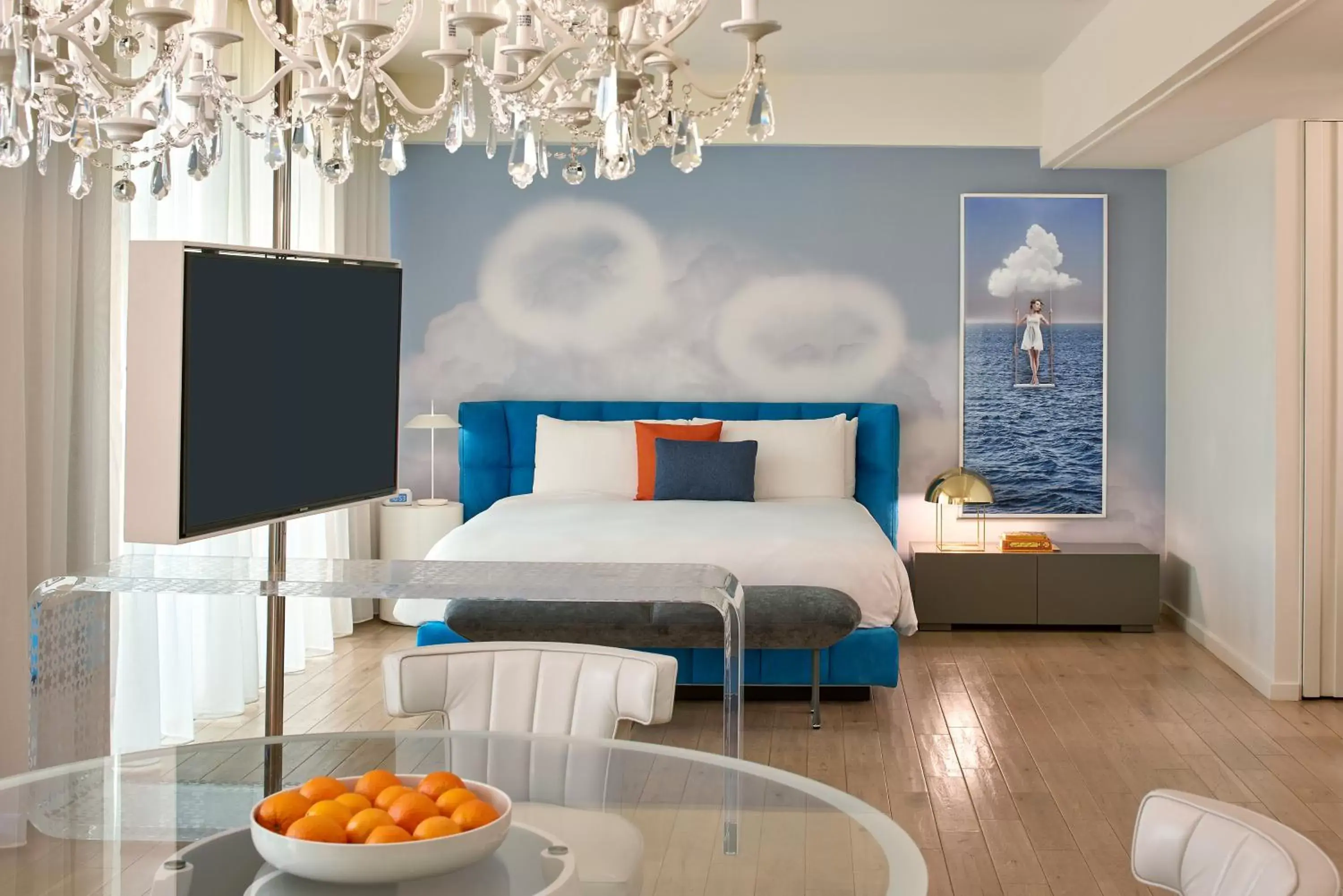 Skyview Loft in Mondrian Los Angeles Skyview Loft in Mondrian Los Angeles