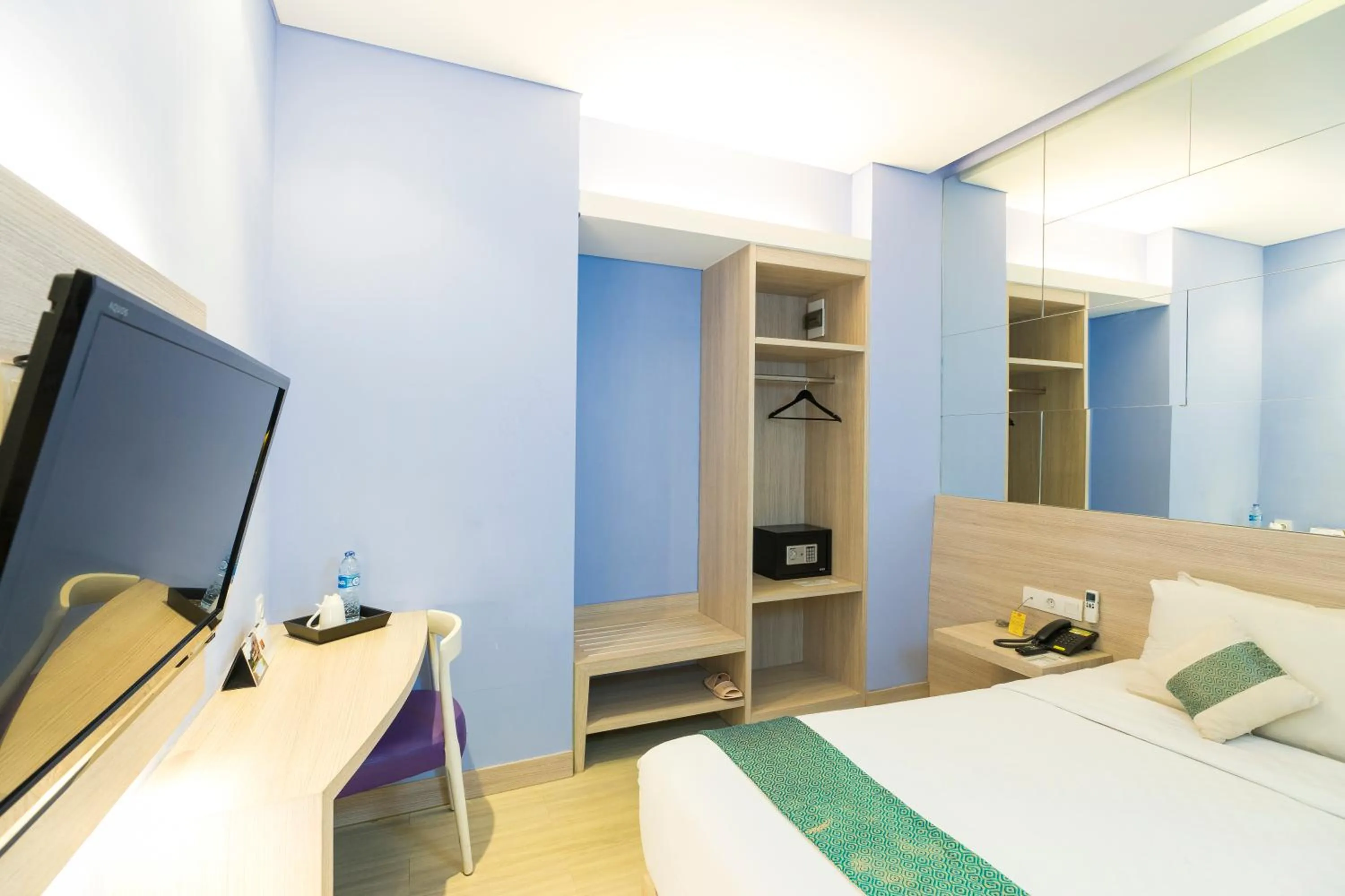 Bed in Royal City Hotel Jakarta