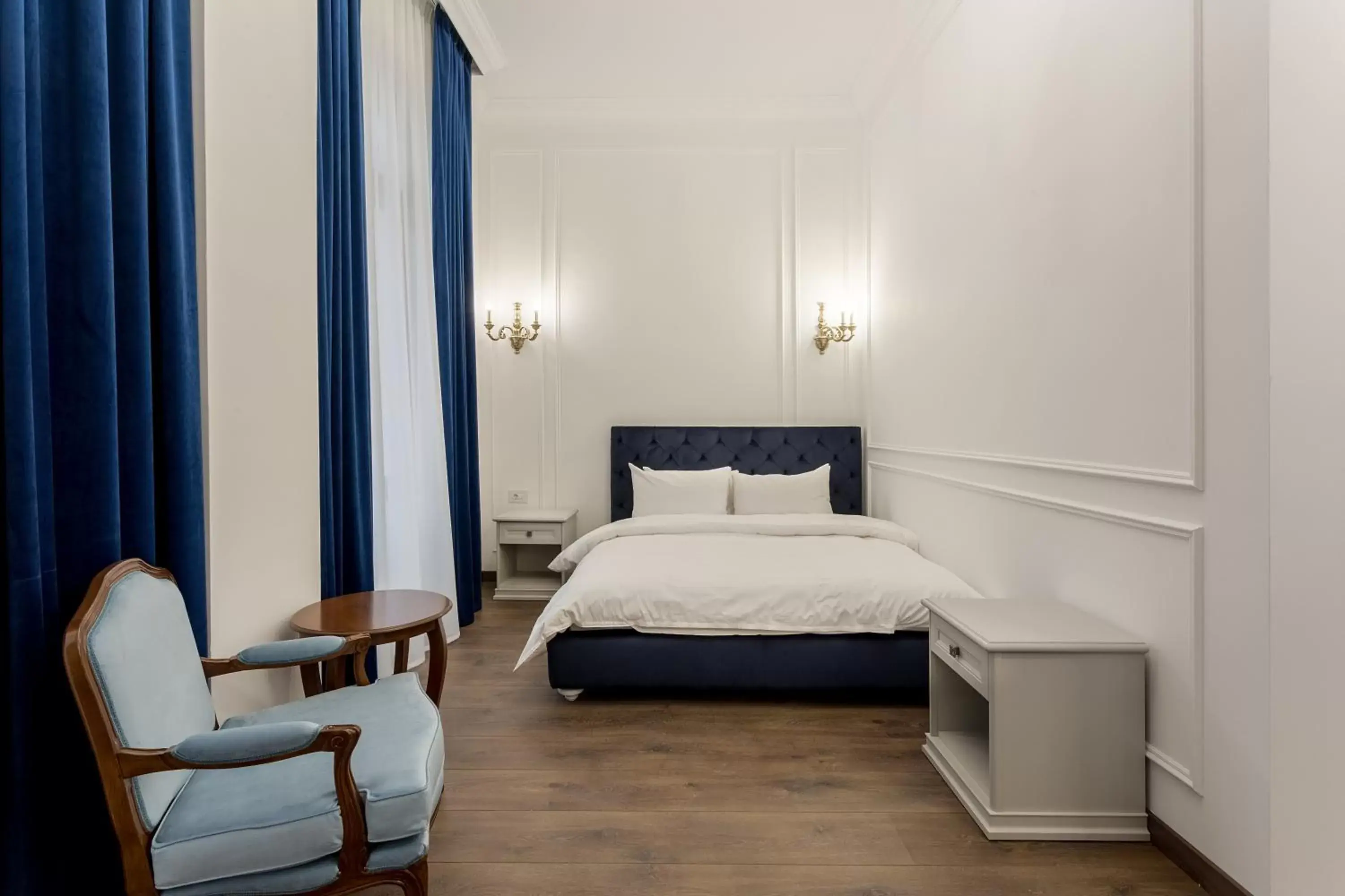 Deluxe King Double Room - single occupancy in Lahovary Palace Hotel Deluxe King Double Room - single occupancy in Lahovary Palace Hotel