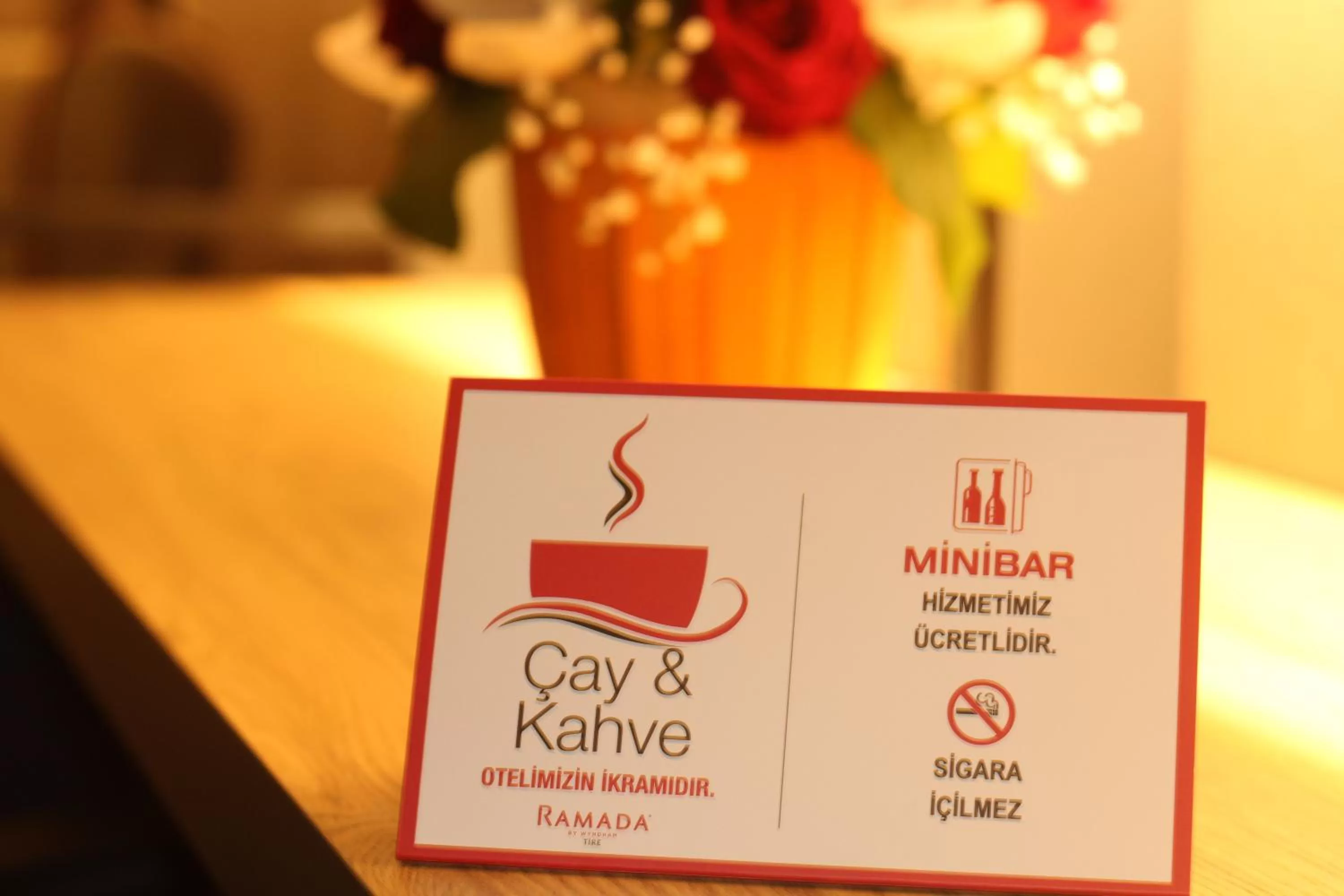 Coffee/tea facilities in Ramada By Wyndham Tire