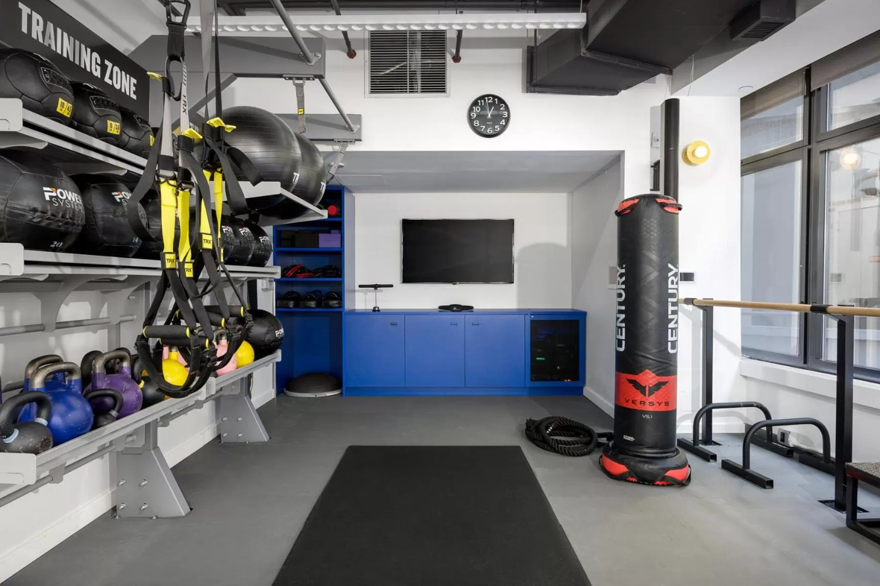 Fitness centre/facilities in Placemakr Wall Street