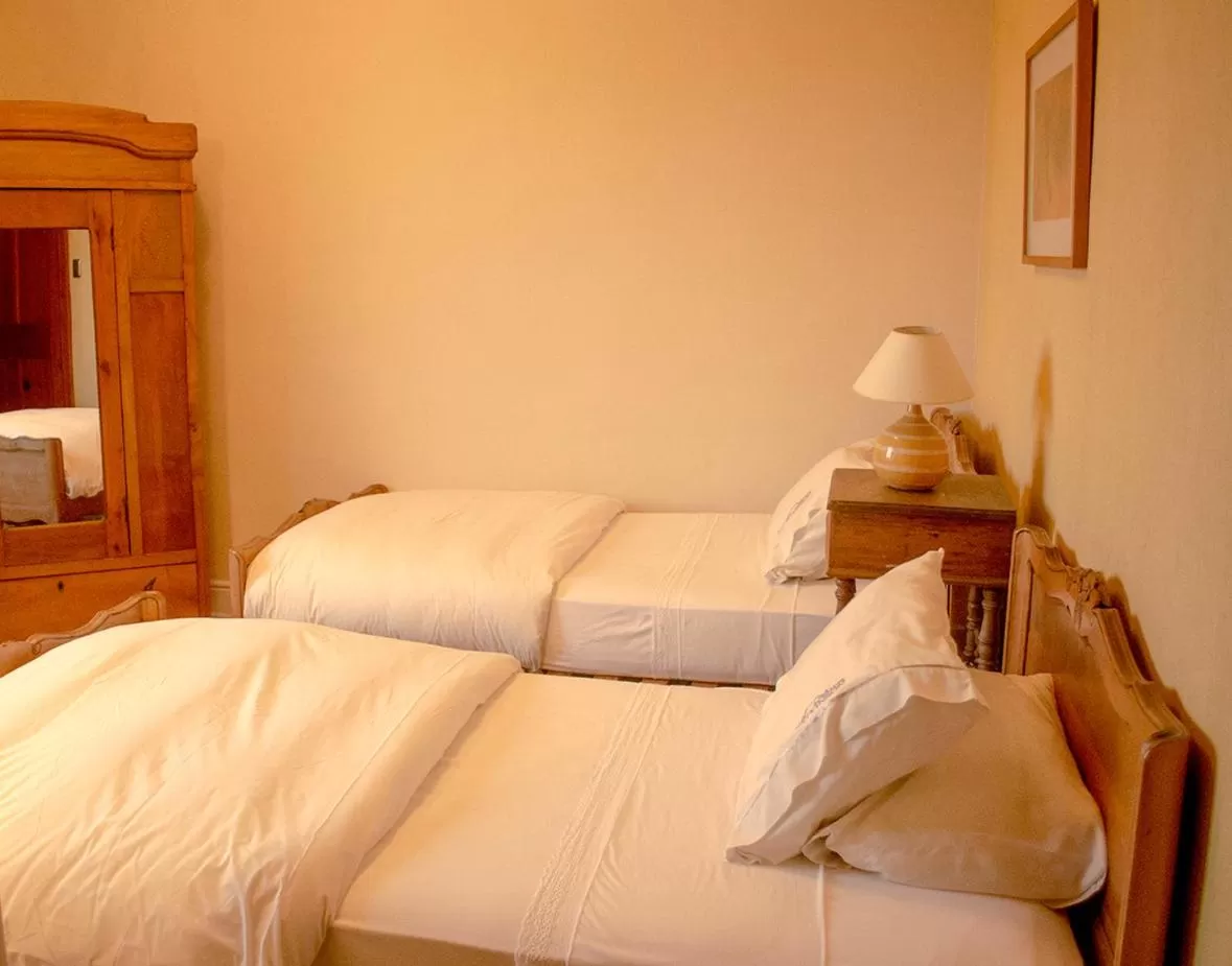 Bed in Hotel Manoir Atkinson