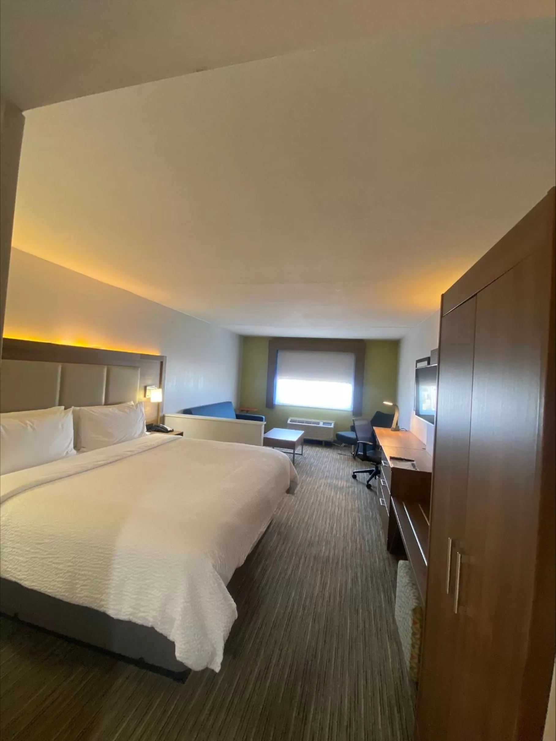 Bed in Holiday Inn Express Hotel and Suites Mesquite, an IHG Hotel